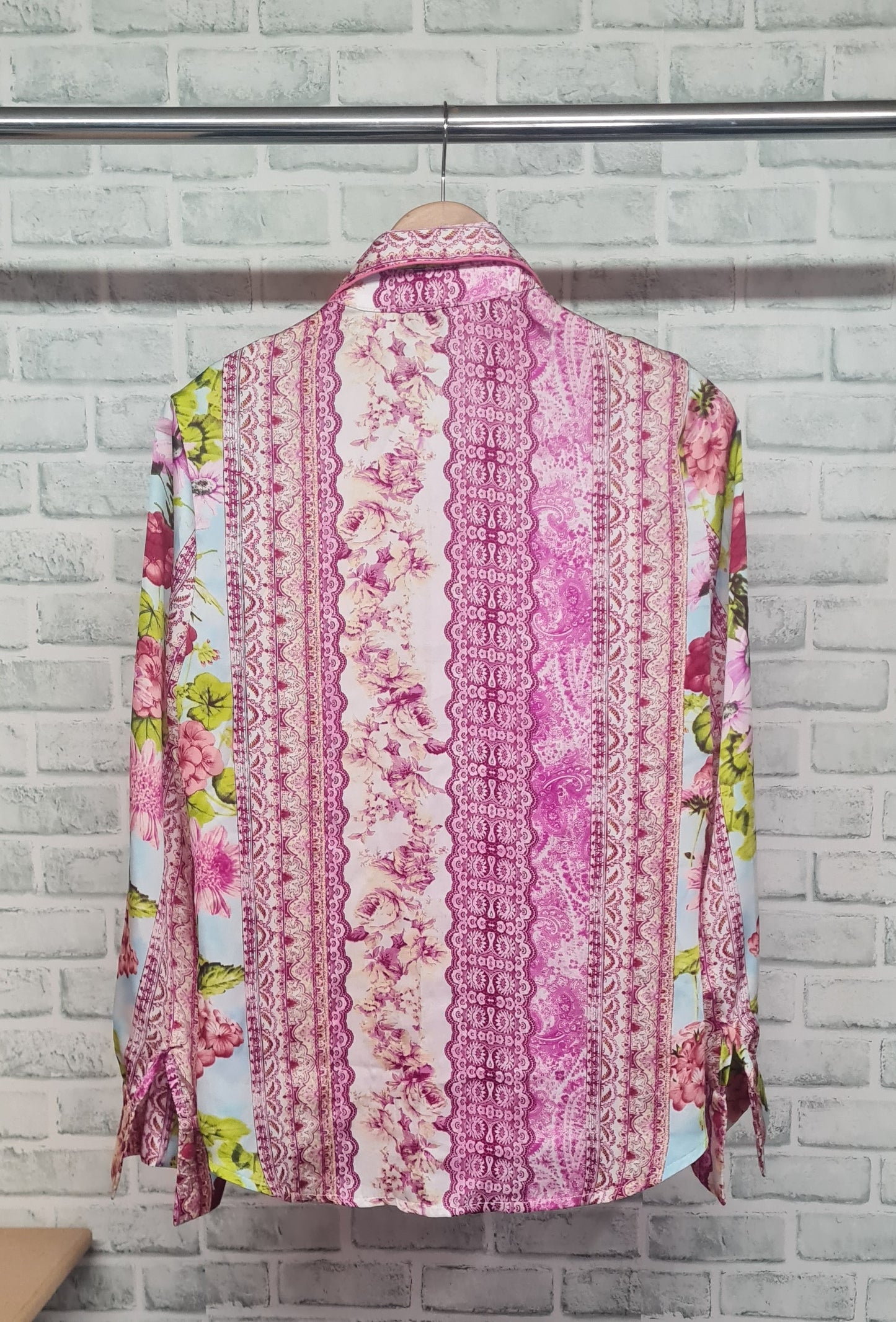 Jeff Gallano Floral Pink Women's Shirt Size 3