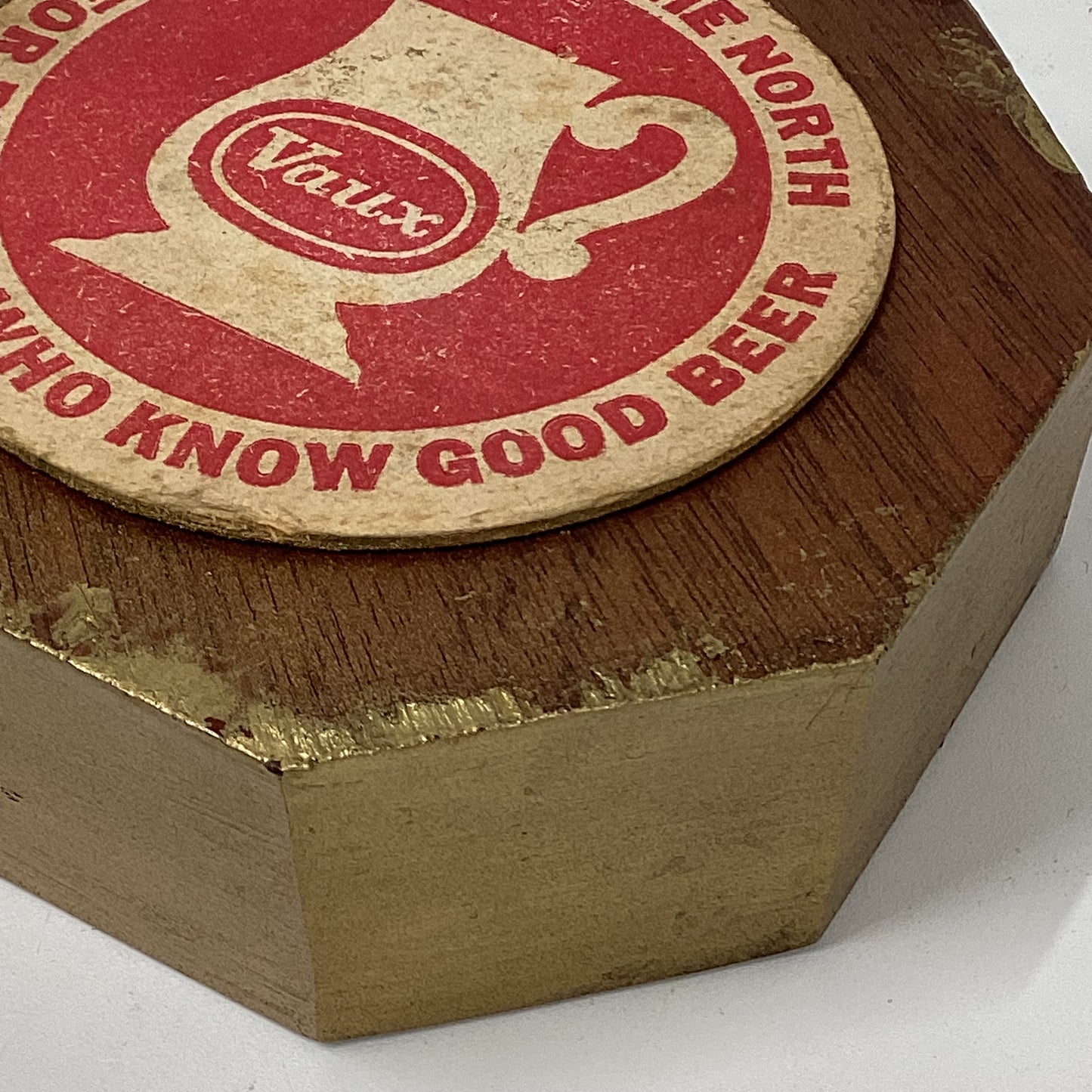 Vaux Ashtray With Coasters And Plinth