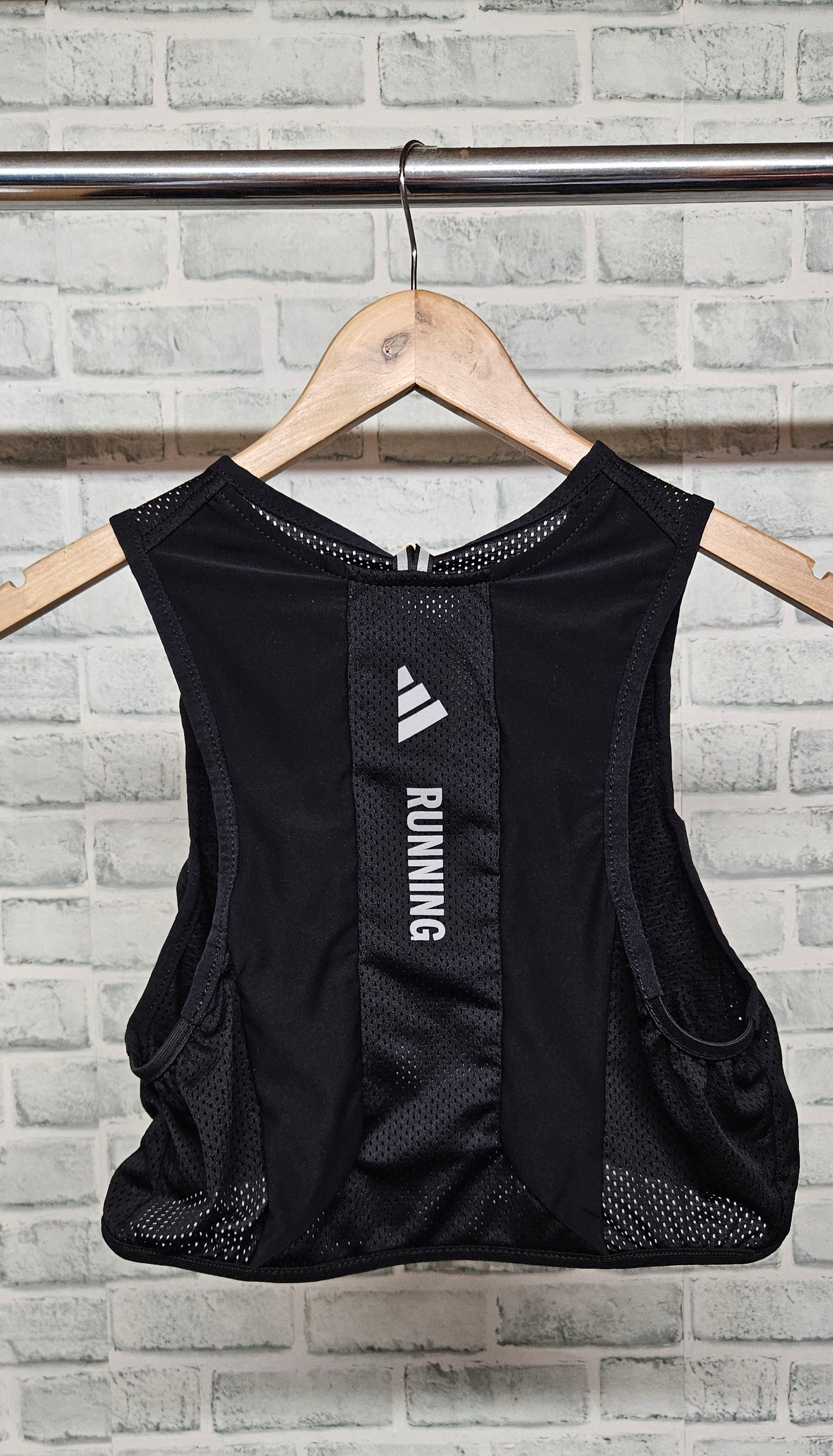 Adidas Clima Cool Run Vest Size Medium BNWT
