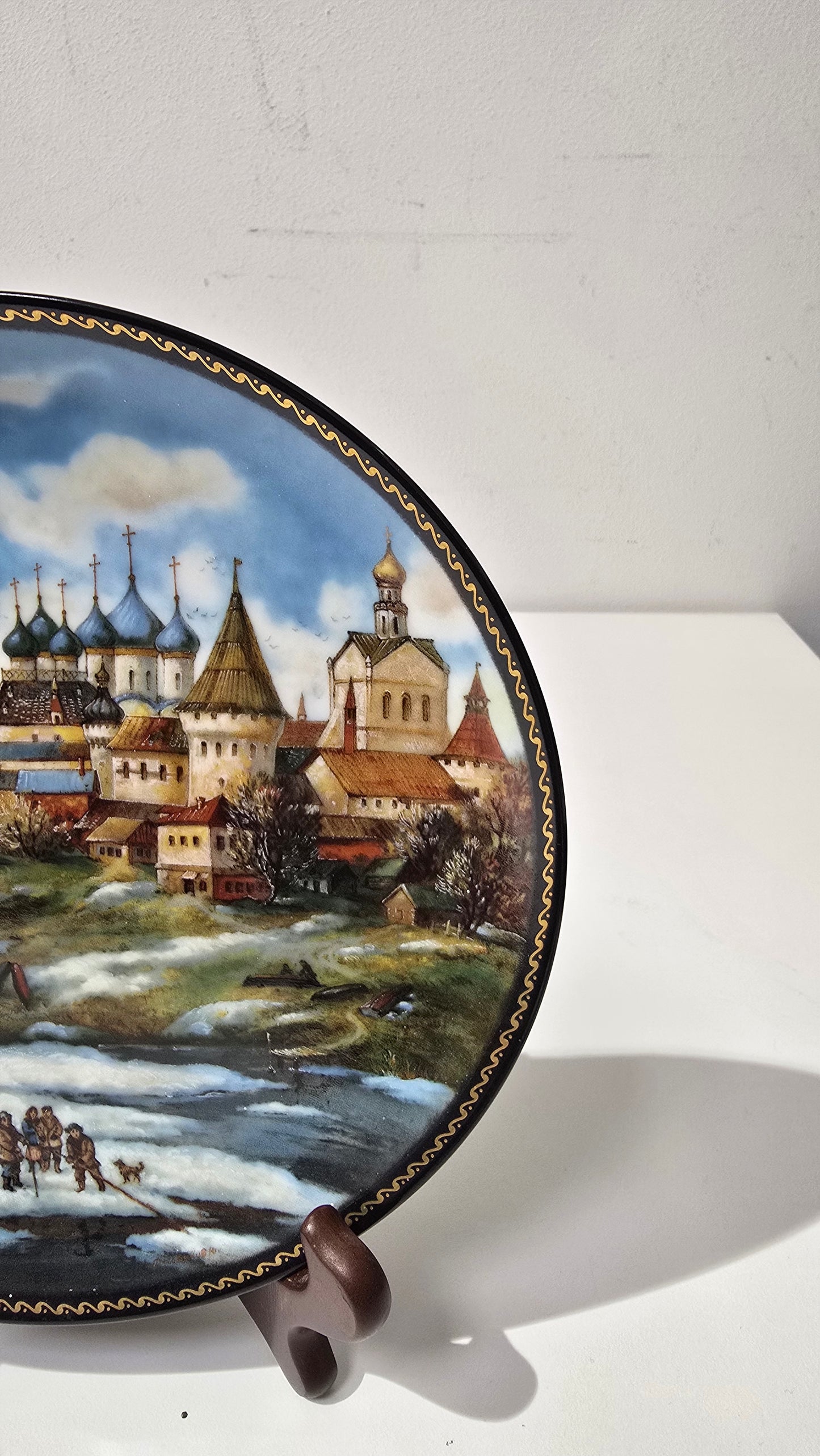 1990 Russian Vintage porcelain collector's plate - Rostov the Great