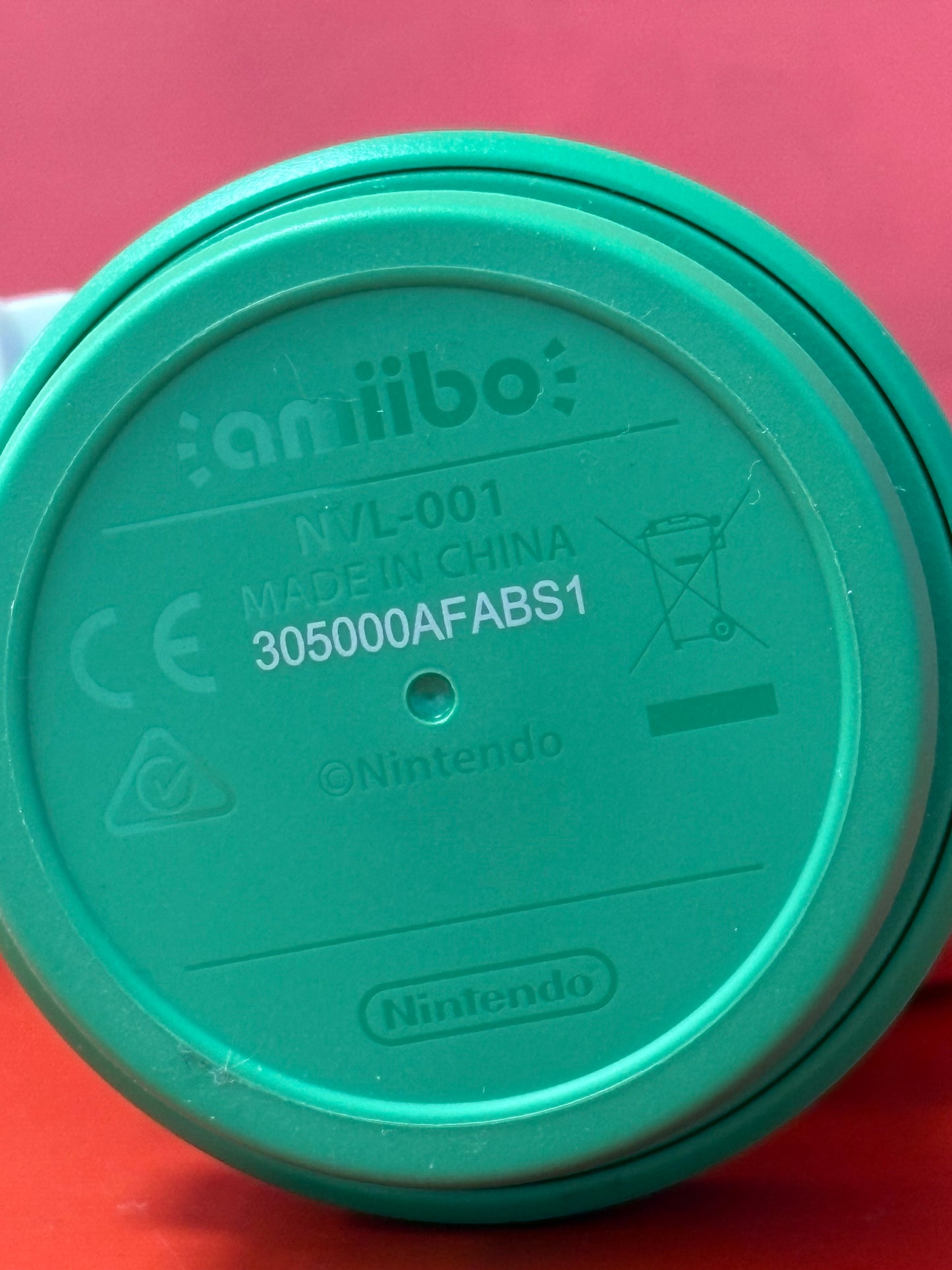 30th Anniversary Mario Amiibo (Modern Colour)