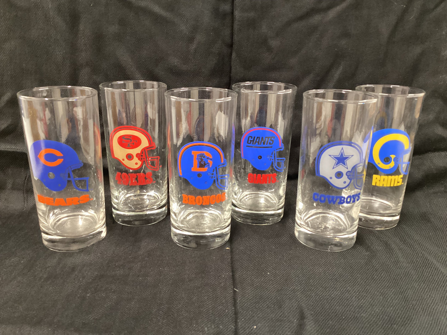 6 x Vintage American Football Tumbers