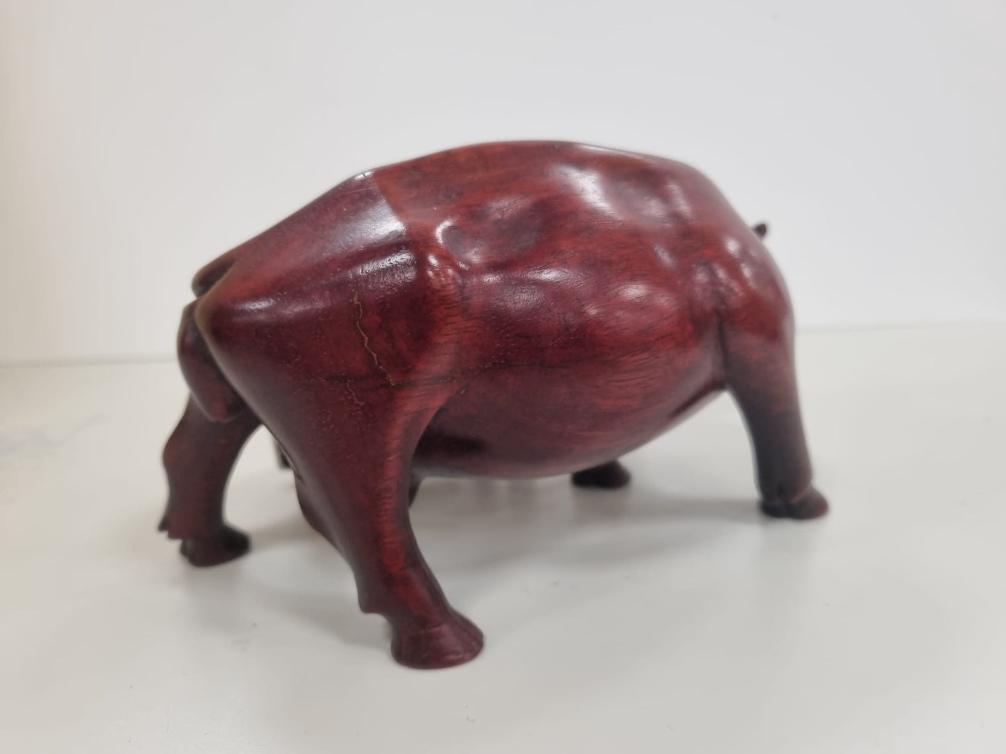 Boxwood Statue Mother Water Buffalo Nursing Calf Height 10 cm Length 6 cm