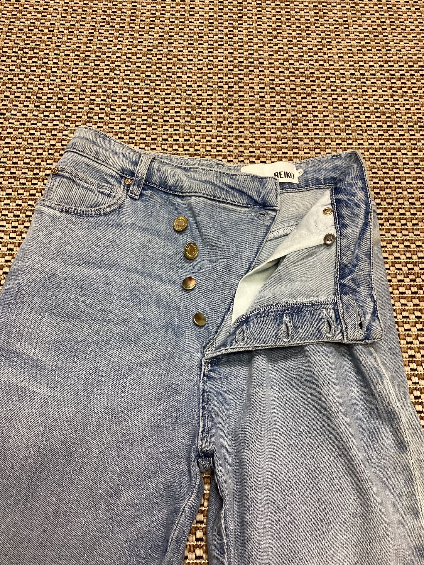 BNWT Reiko Light-Wash Blue 'Bonnie' Jeans Size S