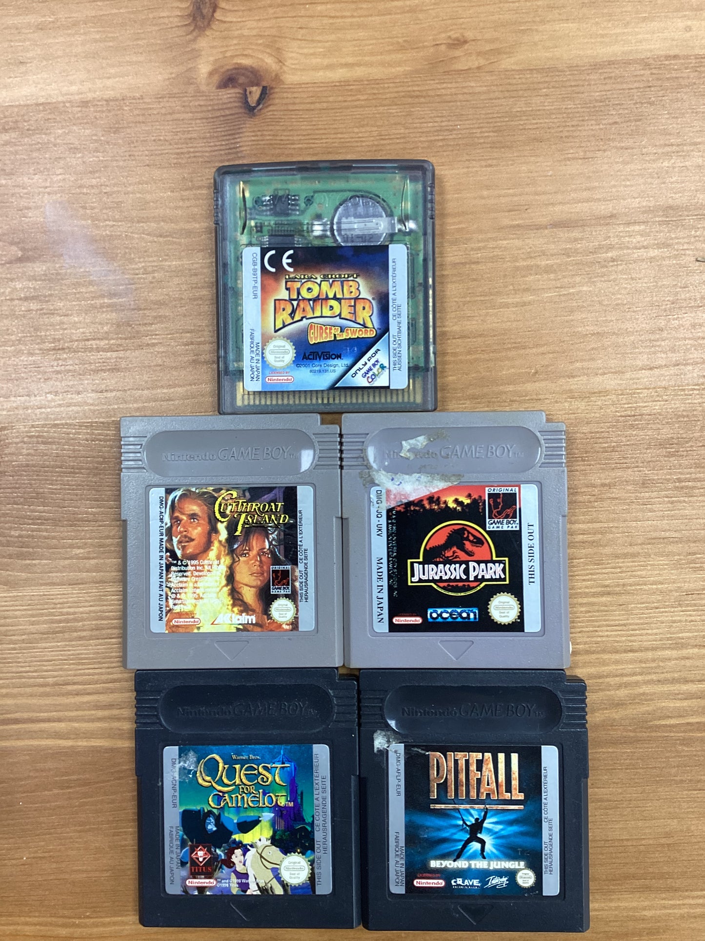 Bundle Of 5 Nintendo Gameboy Cartridges Jurassic Park Tomb Raider