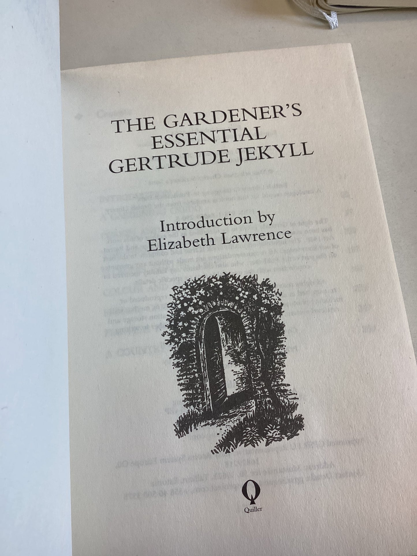 The Gardeners Essential Gertrude Jekyll