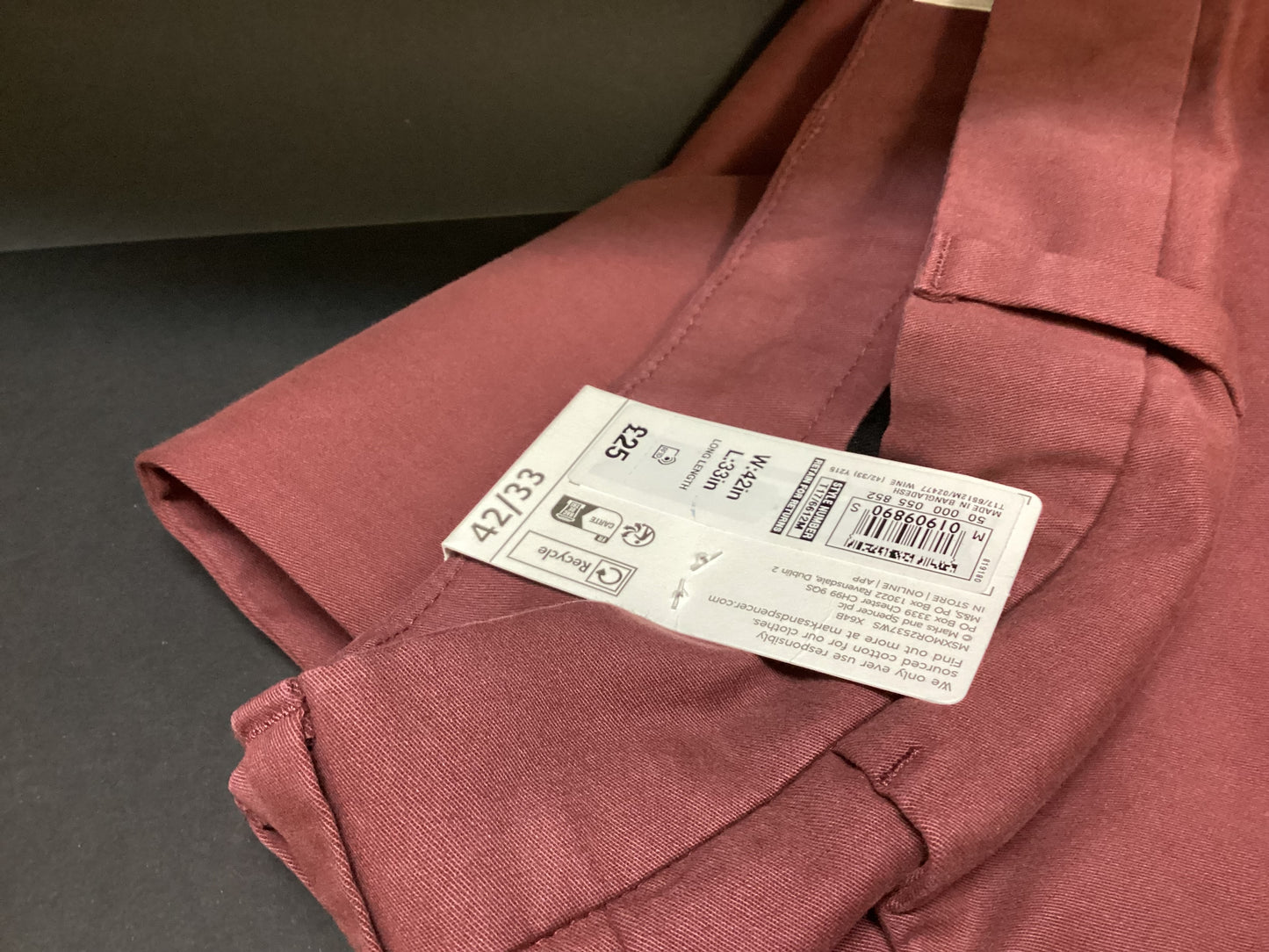 M&S Men’s Regular Fit Trousers – Size 42/33 – Bordeaux – BNWT