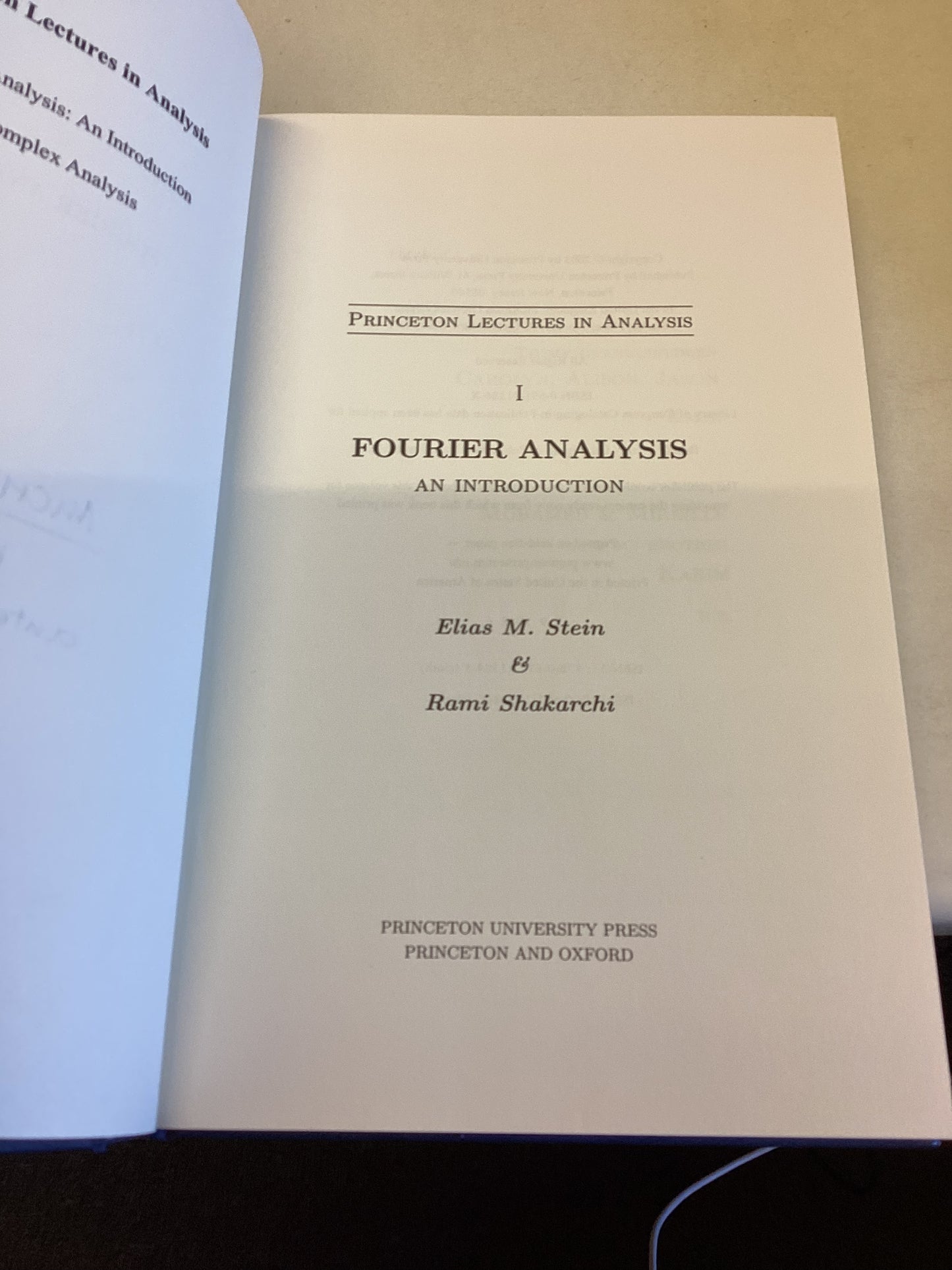 Fourier Analysis An Introduction Princeton Lectures In Analysis Elias M Stein and Rami Shakarchi