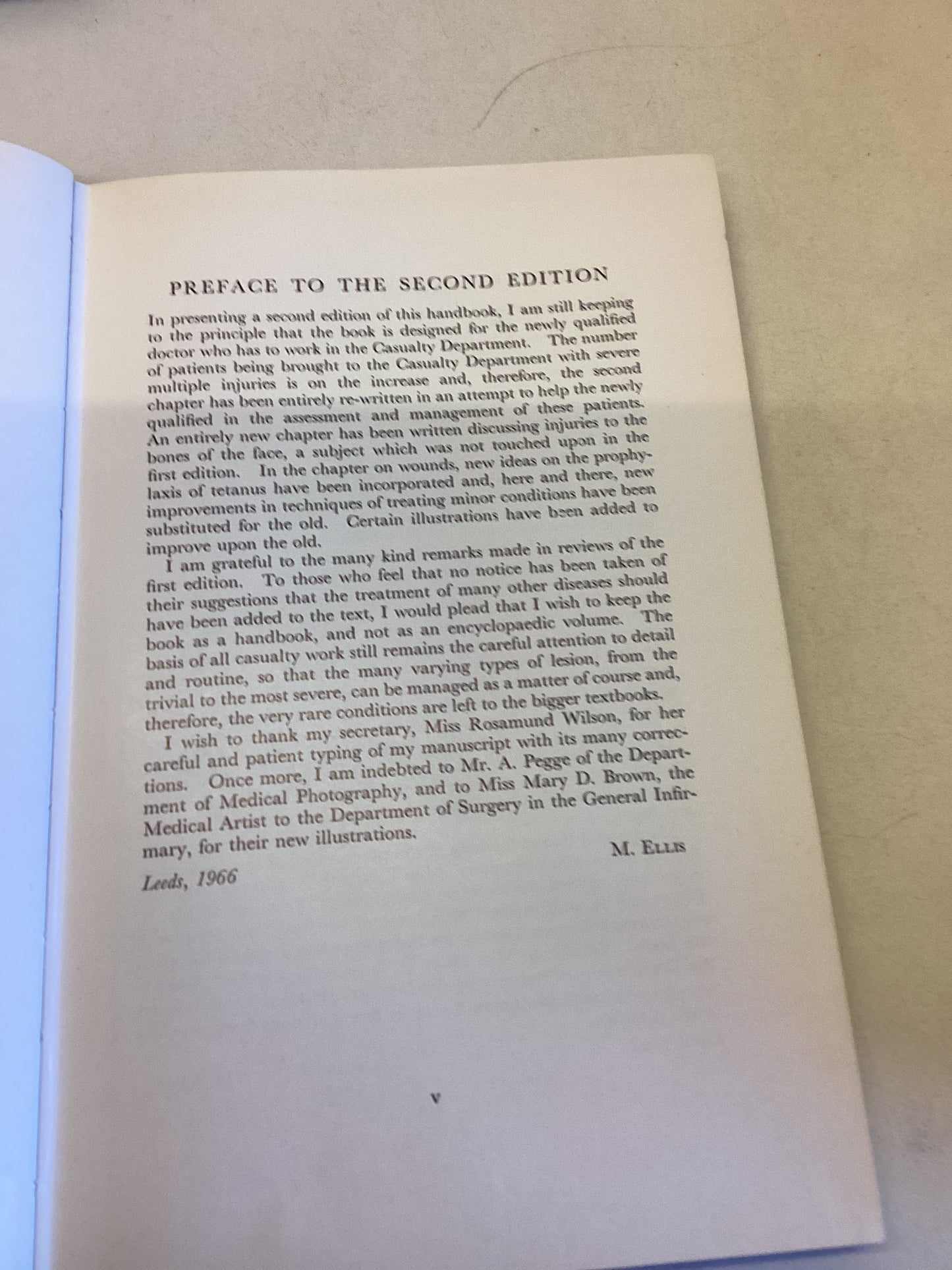 The Casualty Officer's Handbook Second Edition Maurice Ellis