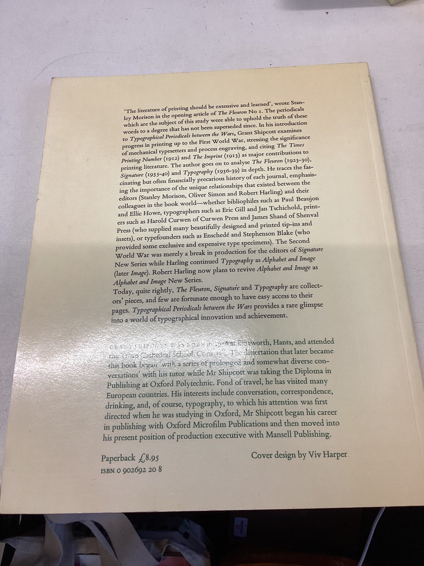Typographical Periodicals Between The Wars A Critique of The Fleuron Signature and Typography