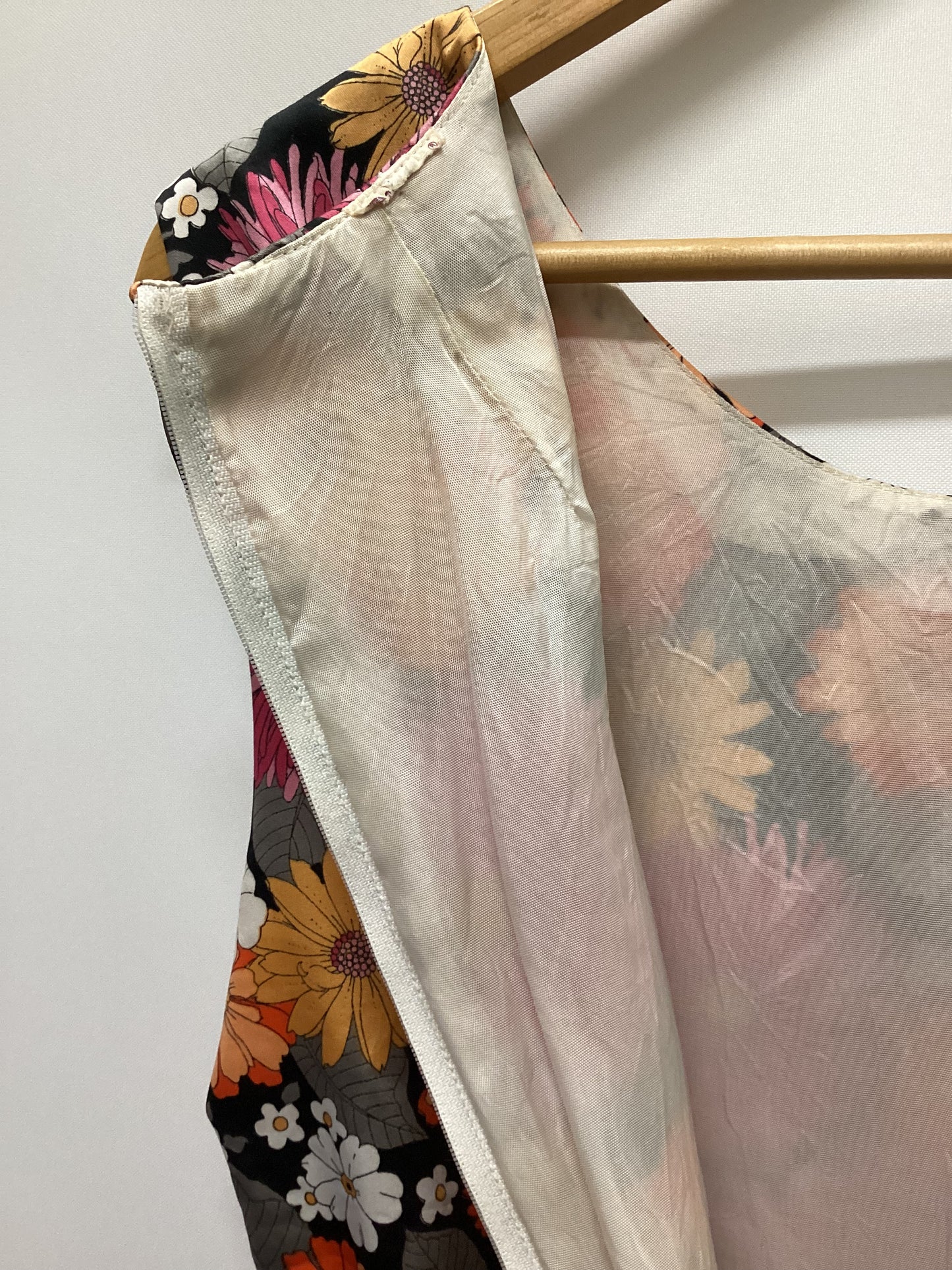 Vintage Vibrant Pink and Orange Florals Dress