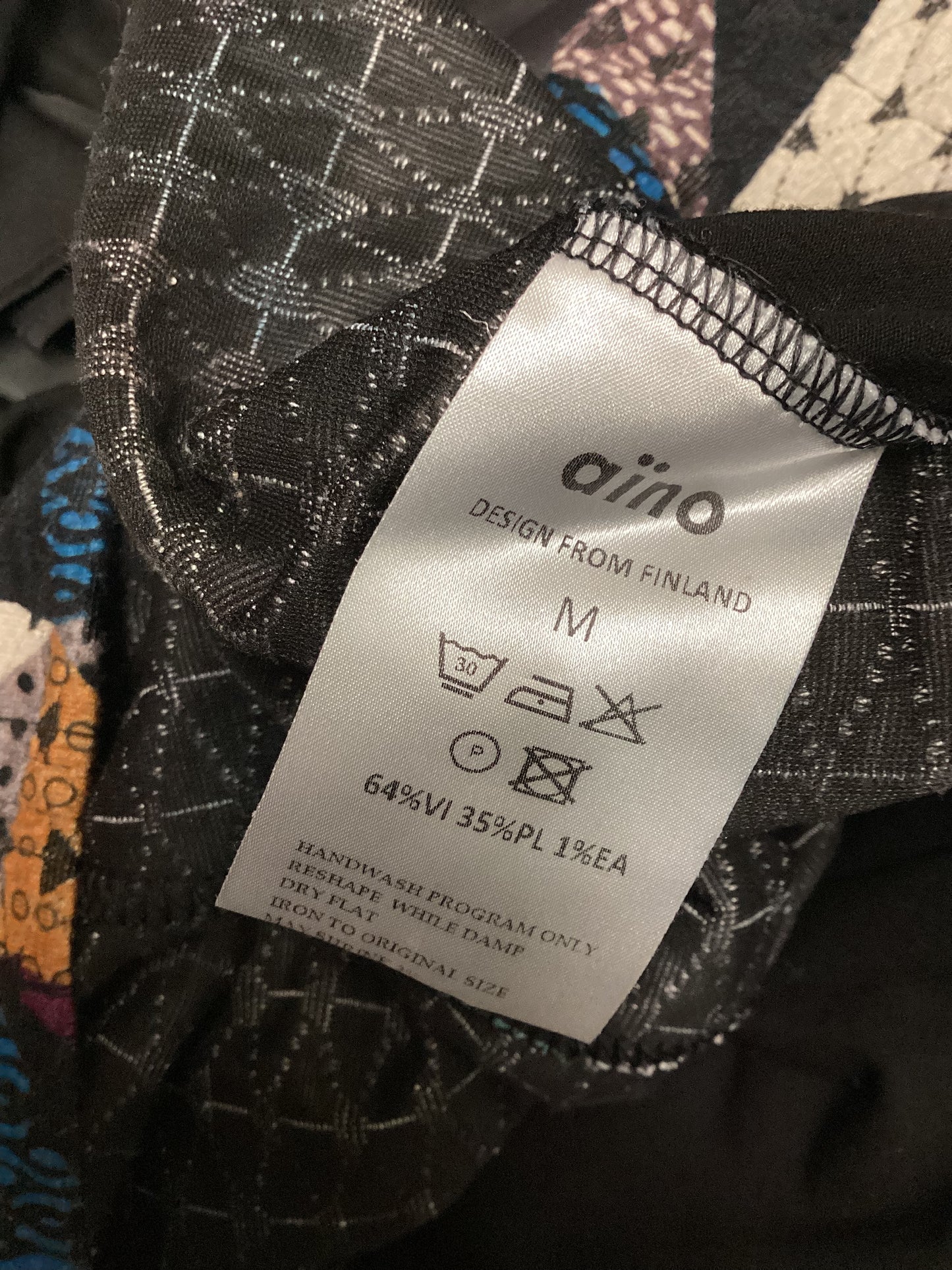 Aino Finland - Sahara - Colourful Top Size M