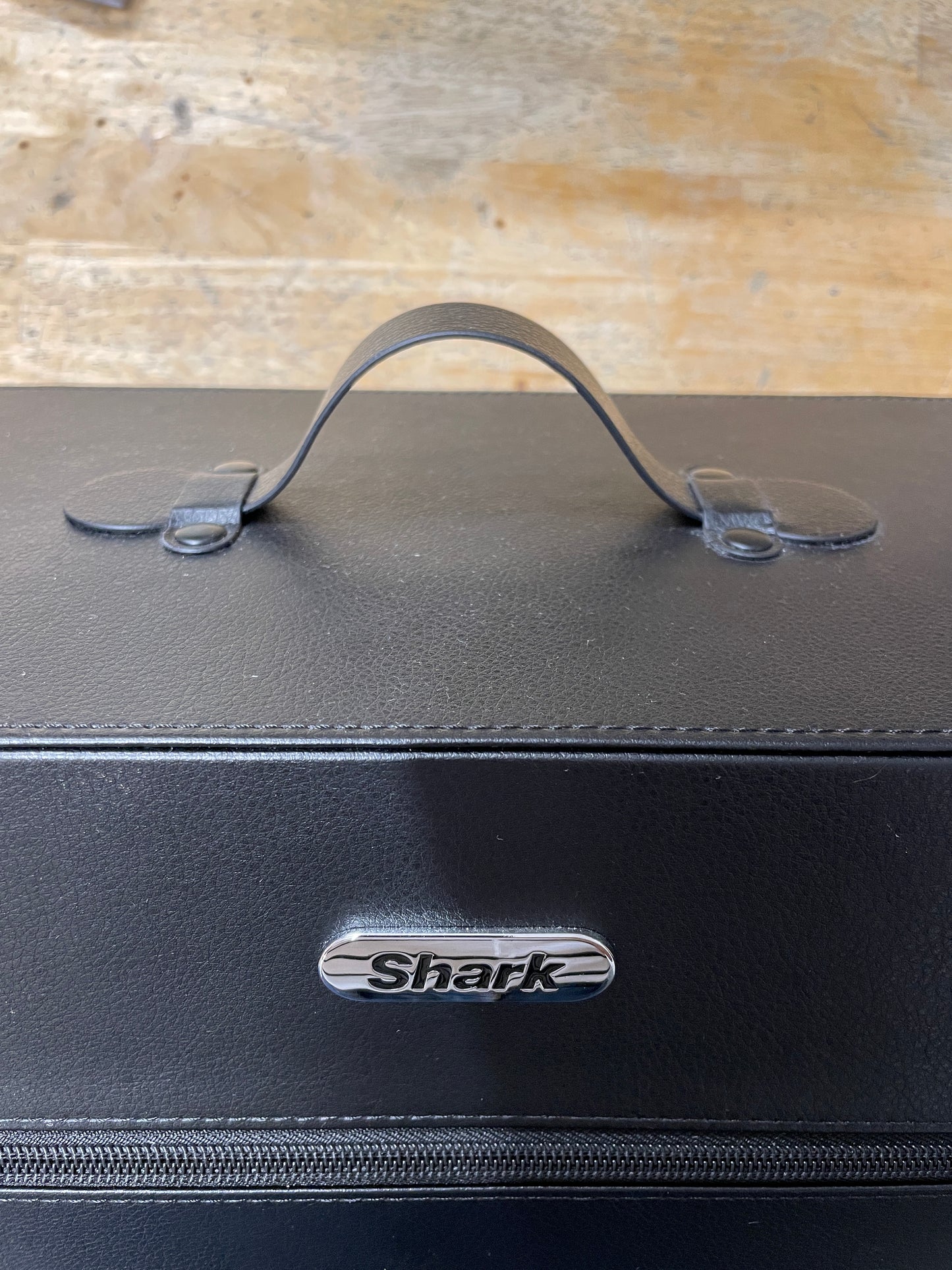 Shark Silver Coloured Gem Encrusted Flex Style with Attachments & Case