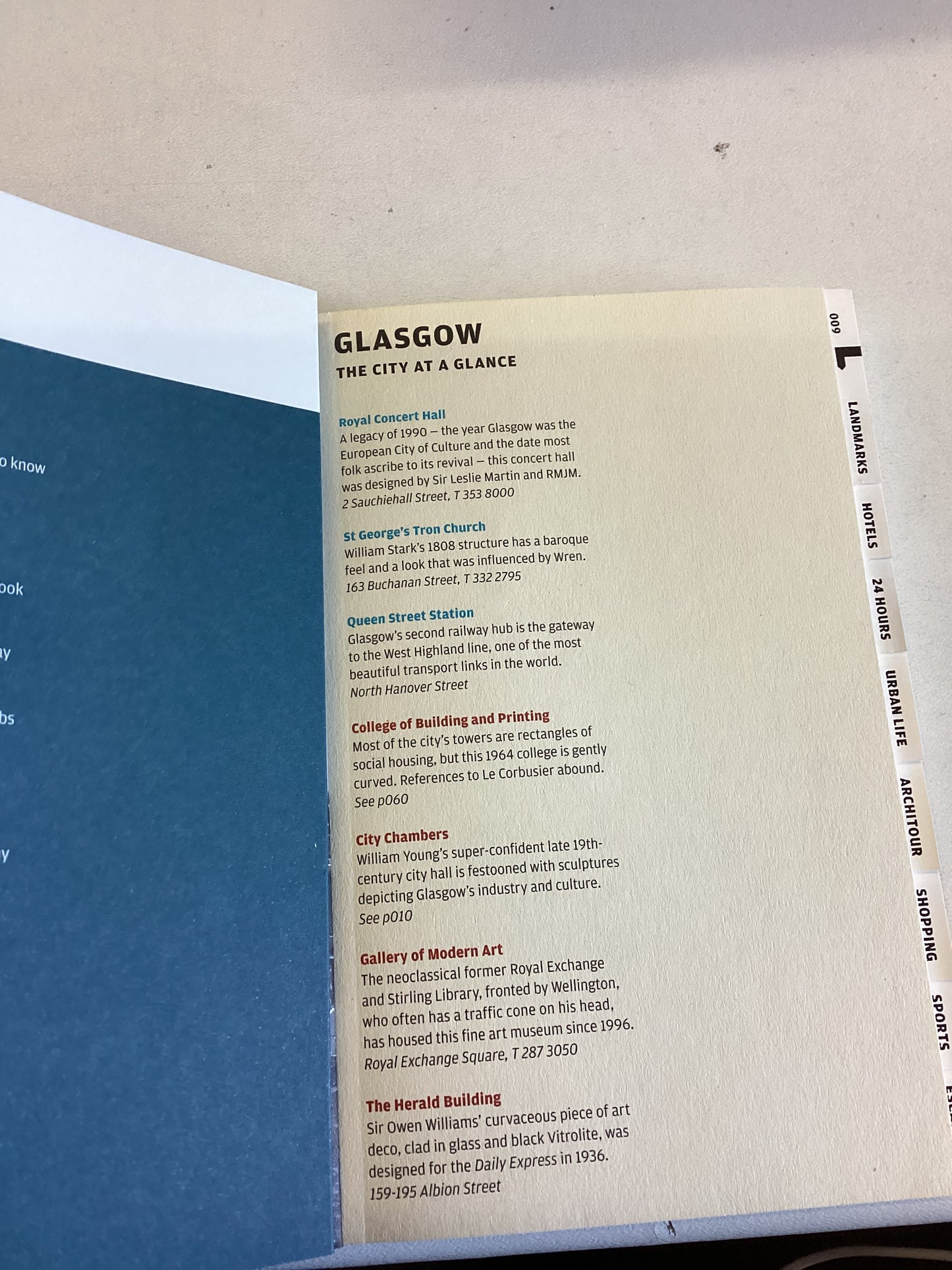 Glasgow Wallpaper City Guide