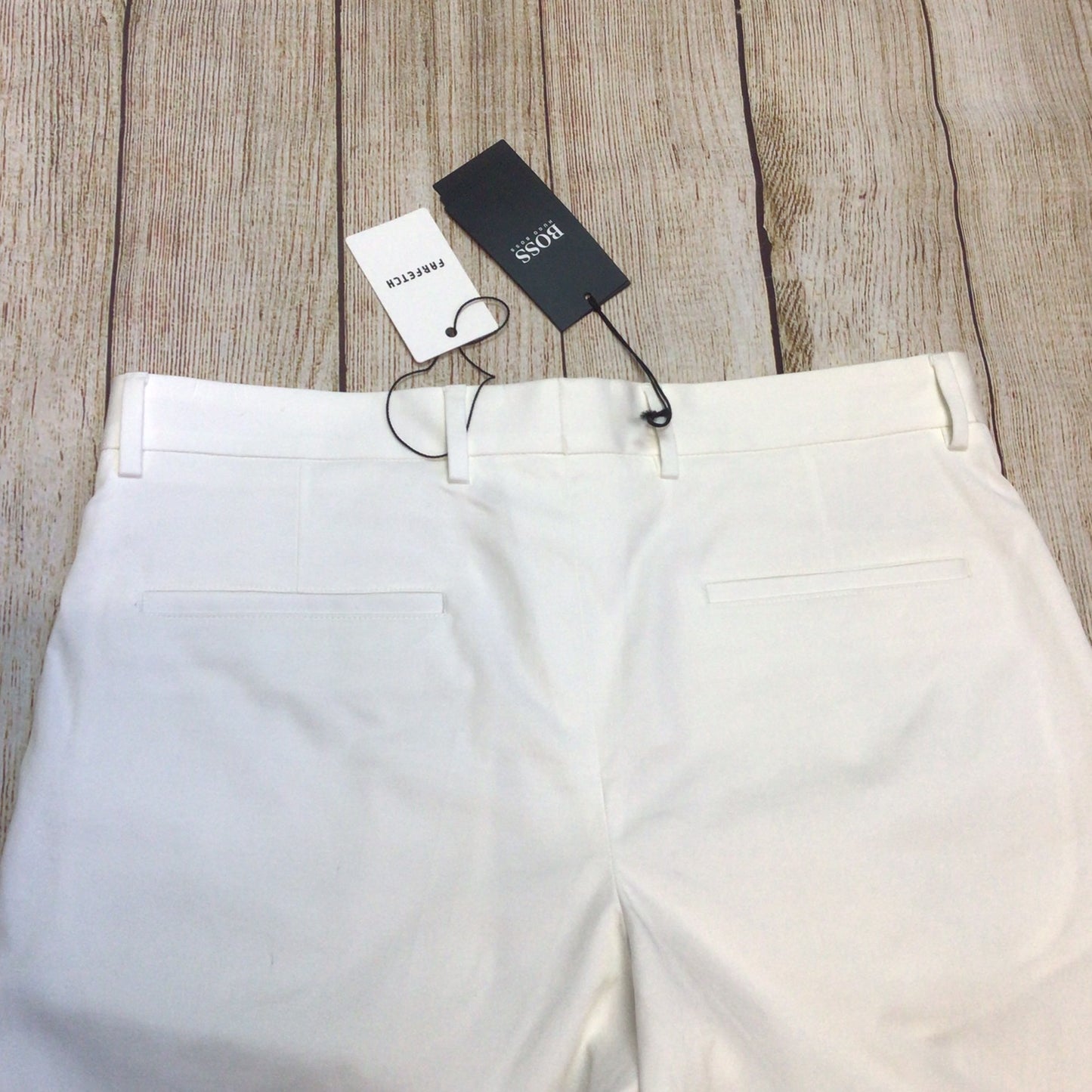 BNWT Hugo Boss White Shorts Size 34R