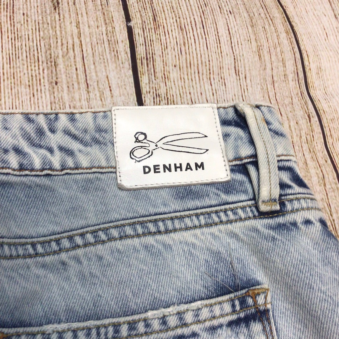 Denham Monroe Girlfriend Fit Light Blue Ripped Jeans Size W30