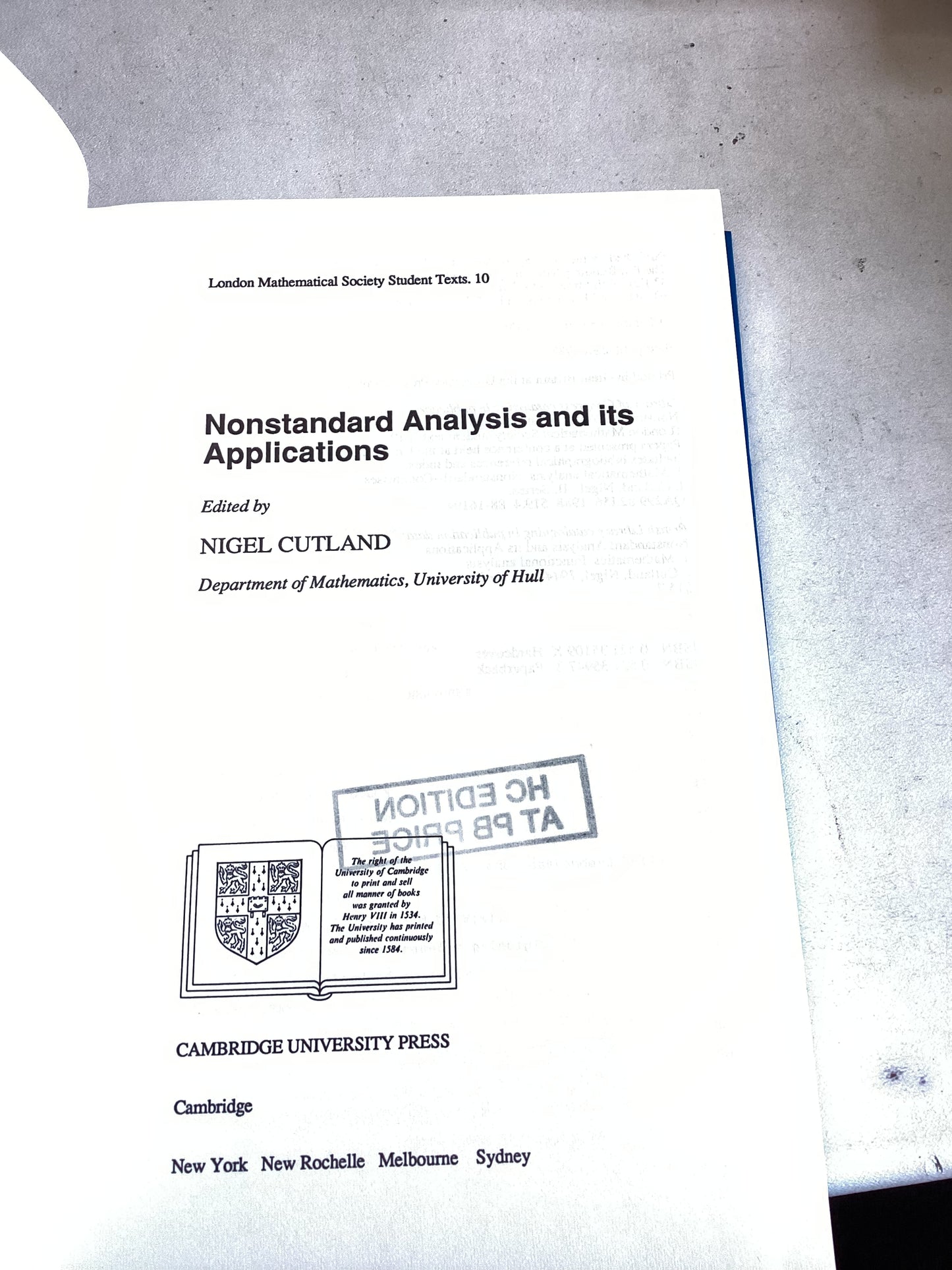 Nonstandard Analysis and Its Applications London Mathematical Society Student Texts 10