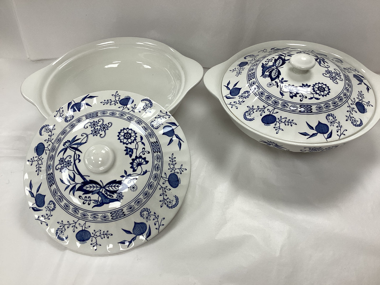 Blue Nordic English Ironstone Bowls with Lids Set of 2, 10inchesX8inches