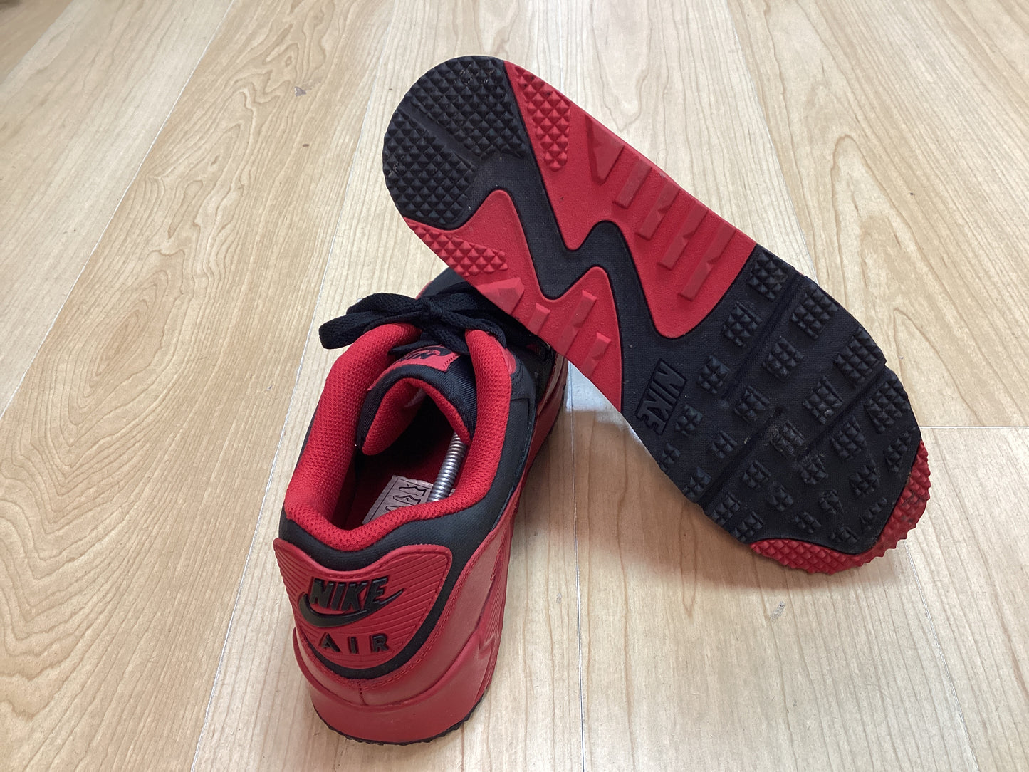 Nike Air Max 90 Winter Premium (2015) Red and Black - Size UK8.5