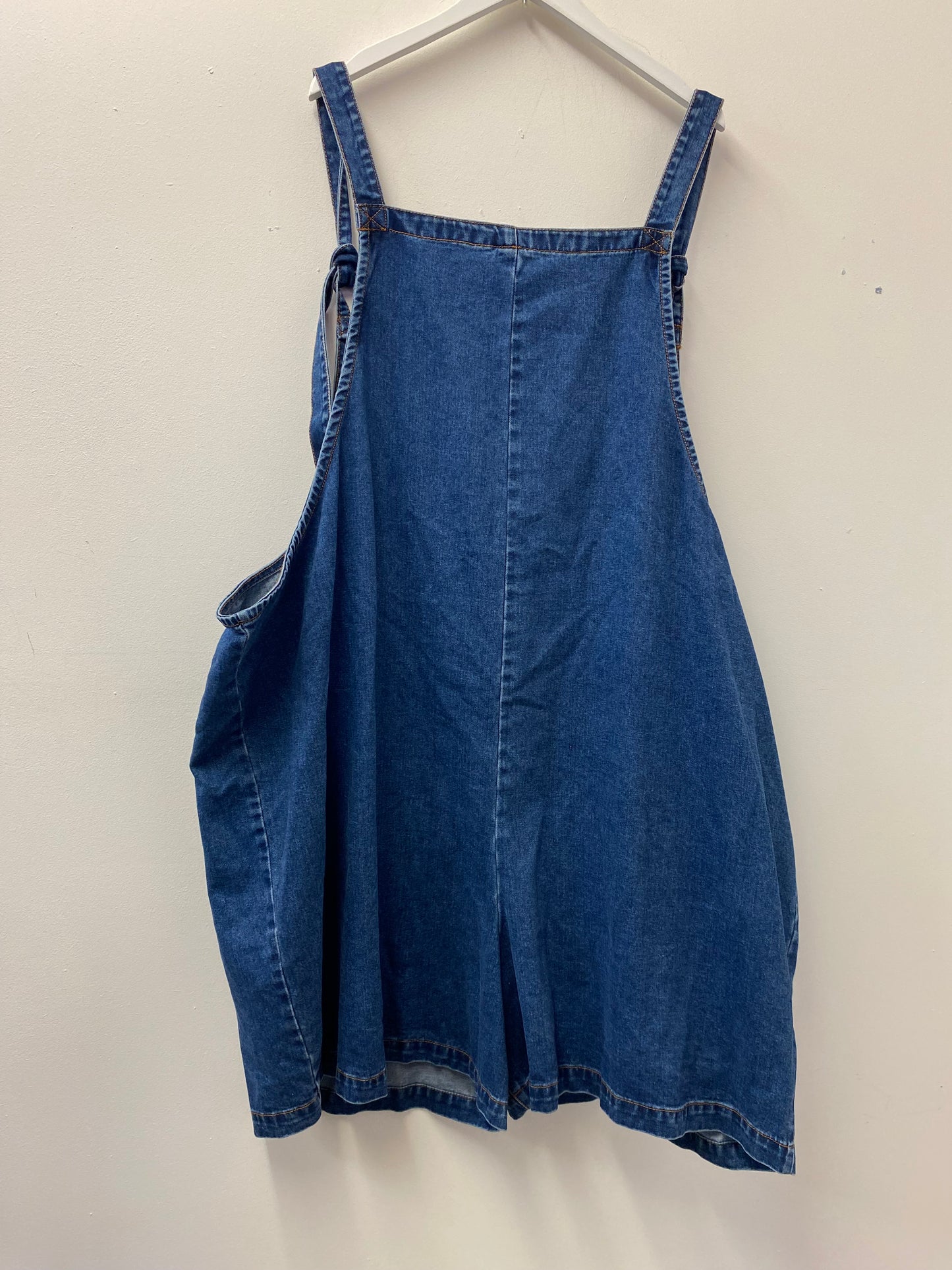 BNWT Lucy and Yak Original Dungaree Shorts Organic denim 32R
