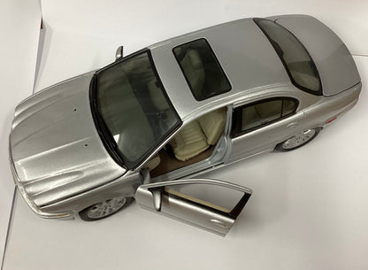 Jaguar X-Type, Maisto, 2001, Scale 1/18 , Good Condition, No Box