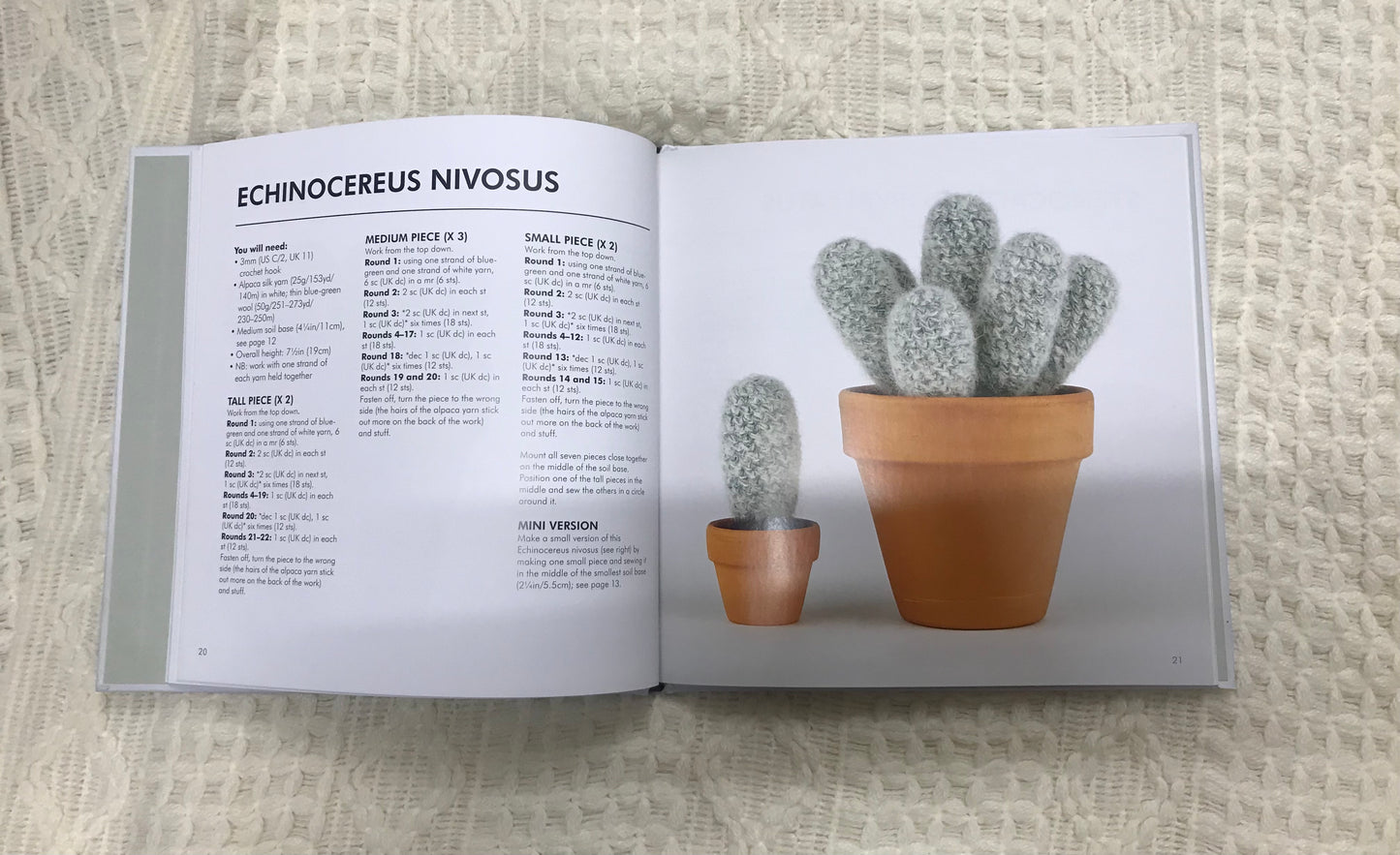 Crochet Books Bundle “Crocheted Cactuses” and “Geek Chic Crochet”