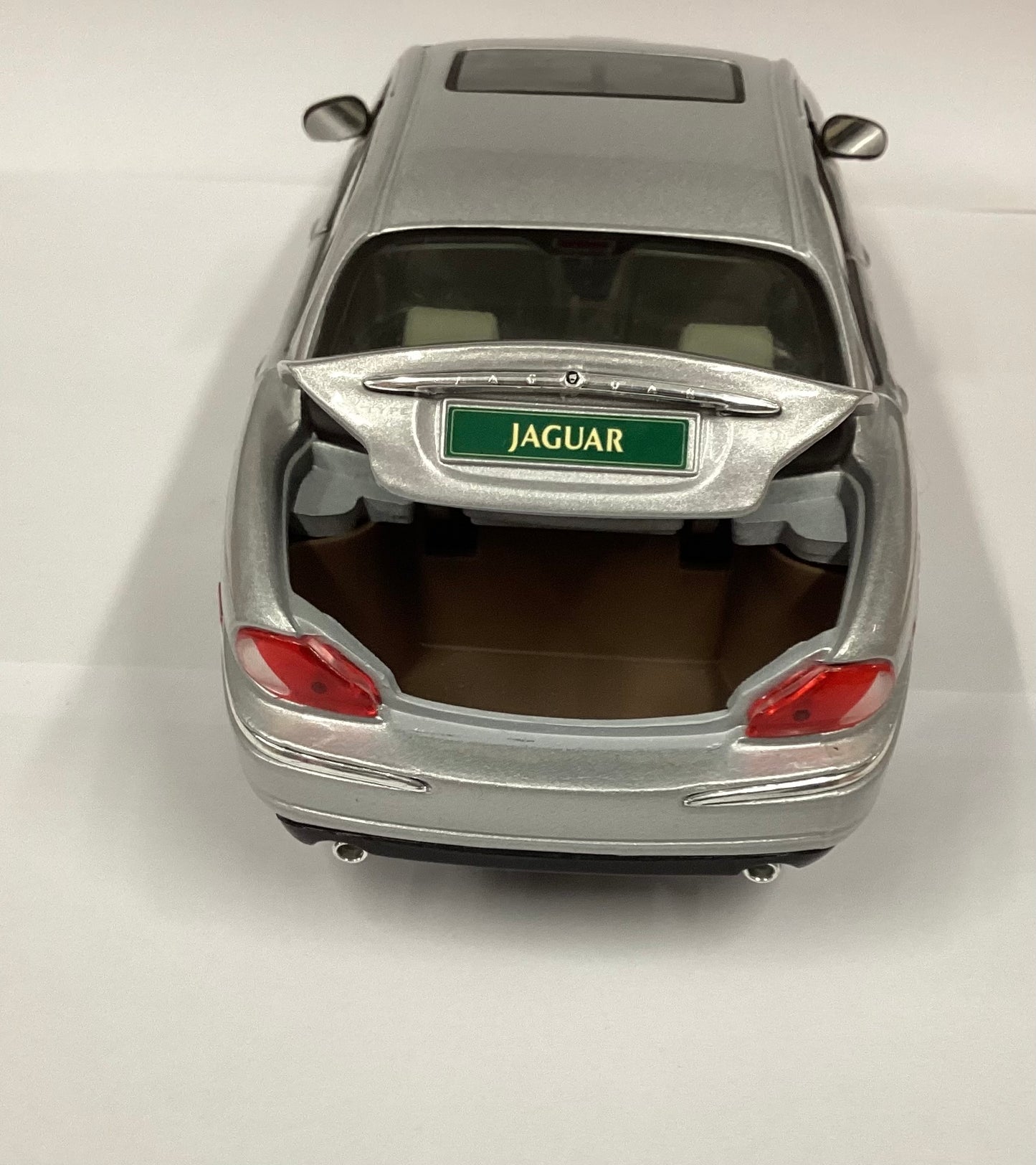 Jaguar X-Type, Maisto, 2001, Scale 1/18 , Good Condition, No Box