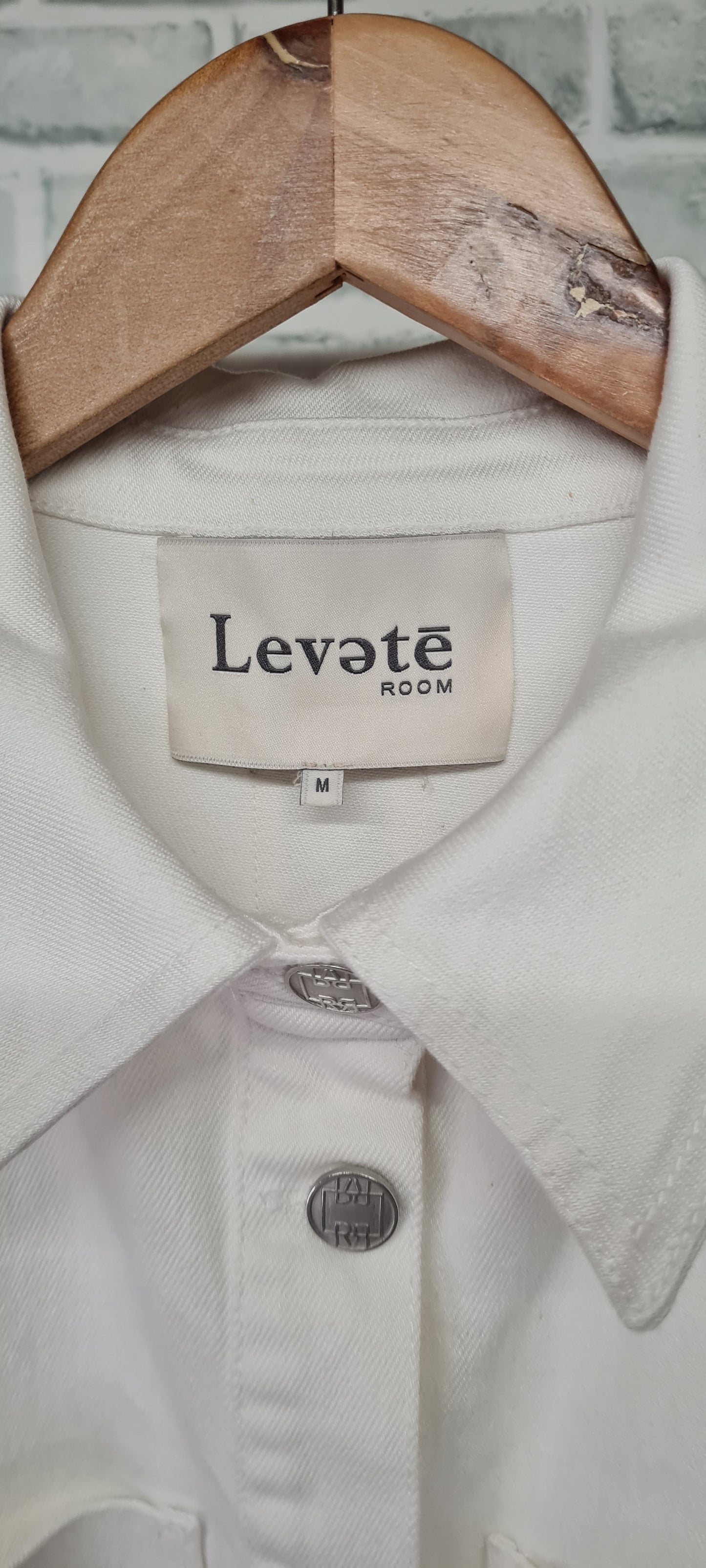 Levete Room White Denim Sleeveless Elongated Shirt Size Medium