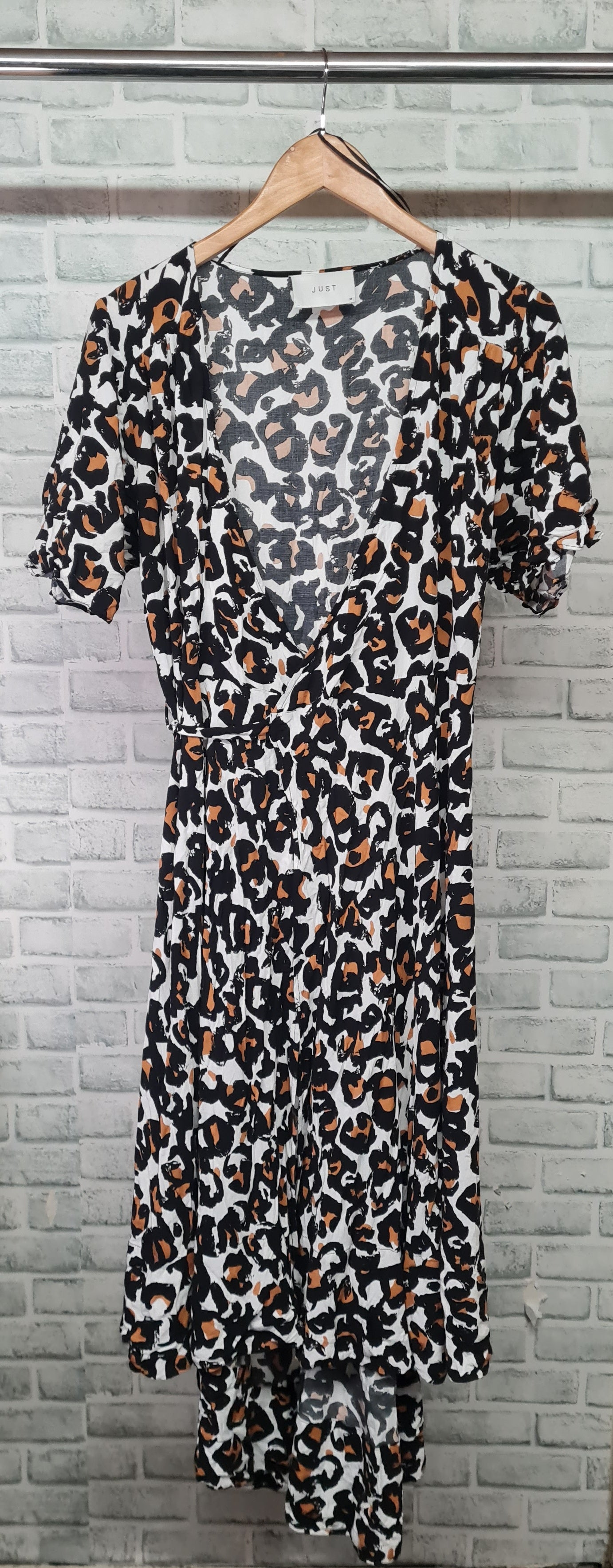 Just Maxi Leopard Print Wrap Dress Size Medium