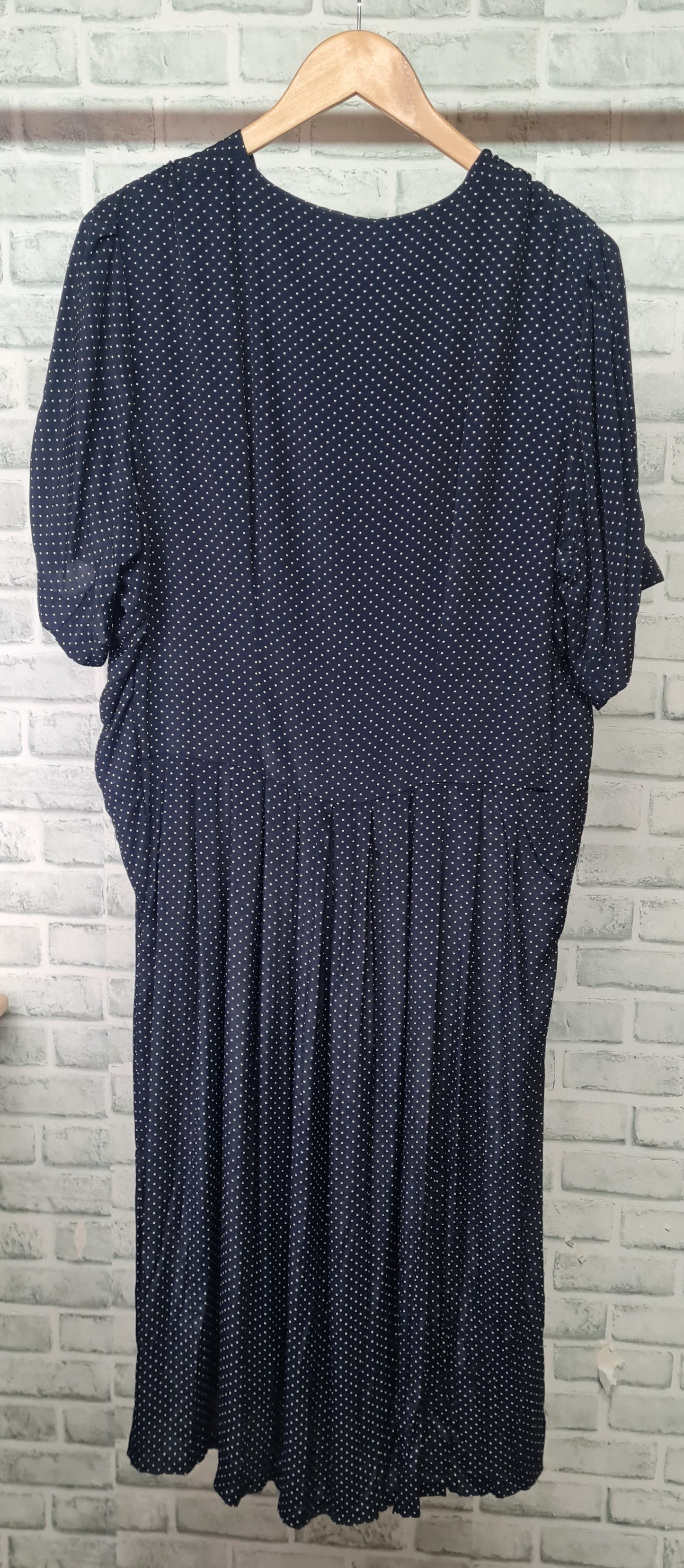 Vintage Laura Ashley V-Neck Polka Dot Midi Shirt Dress Size 14