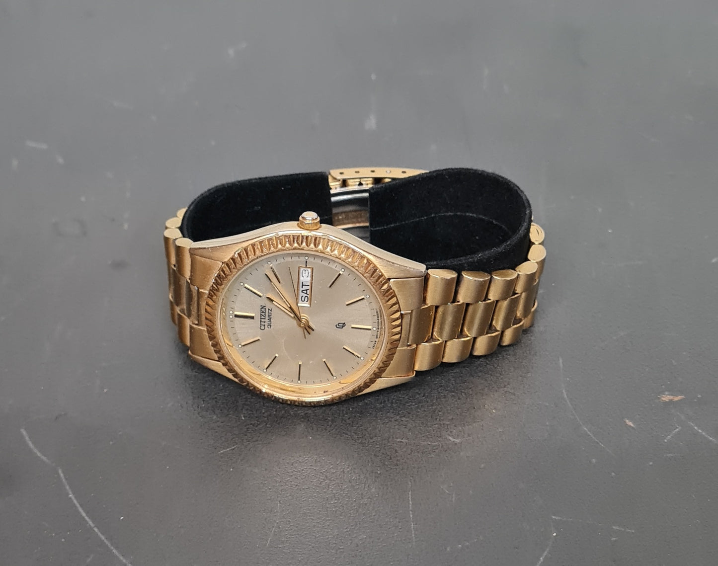 Citizen Quartz Gold Watch