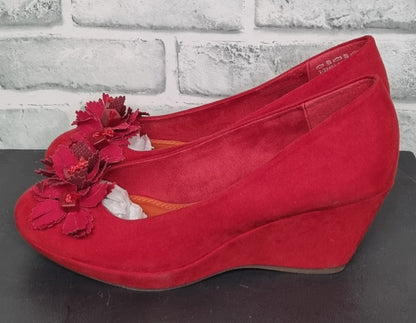 Vintage Marco Tozzi Red Wedges Size 6