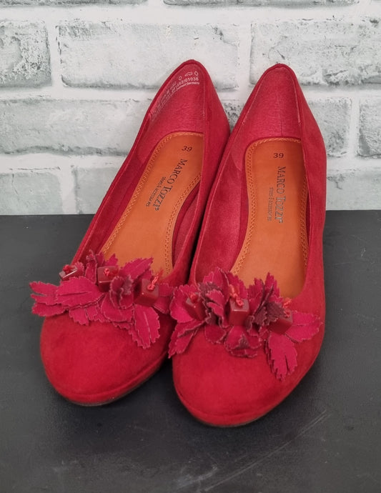 Vintage Marco Tozzi Red Wedges Size 6