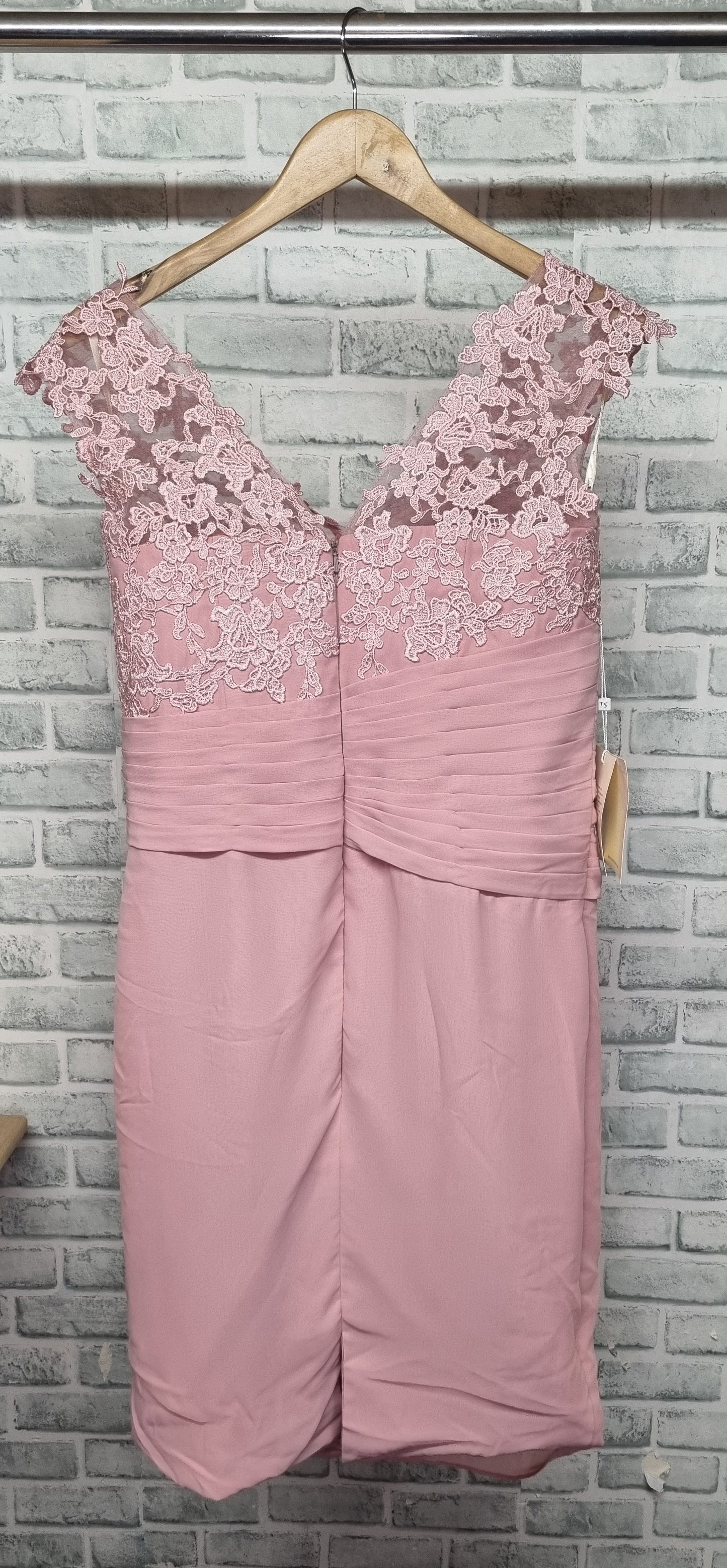 LanTing Bride Pink Mini Embroidered Lace Bridesmaid Prom Dress Size Large BNWT