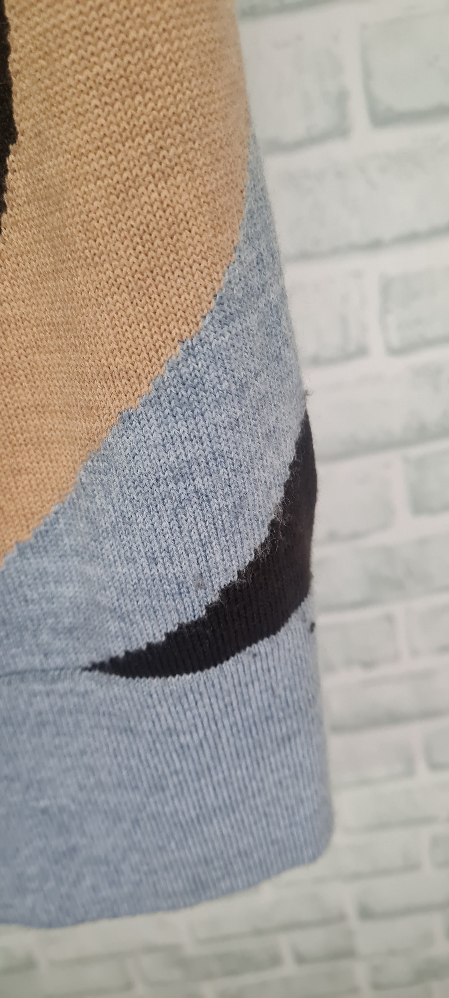 Pringle of Scotland Drop Shoulder Cowl Neck Knit T-Shirt Size Medium