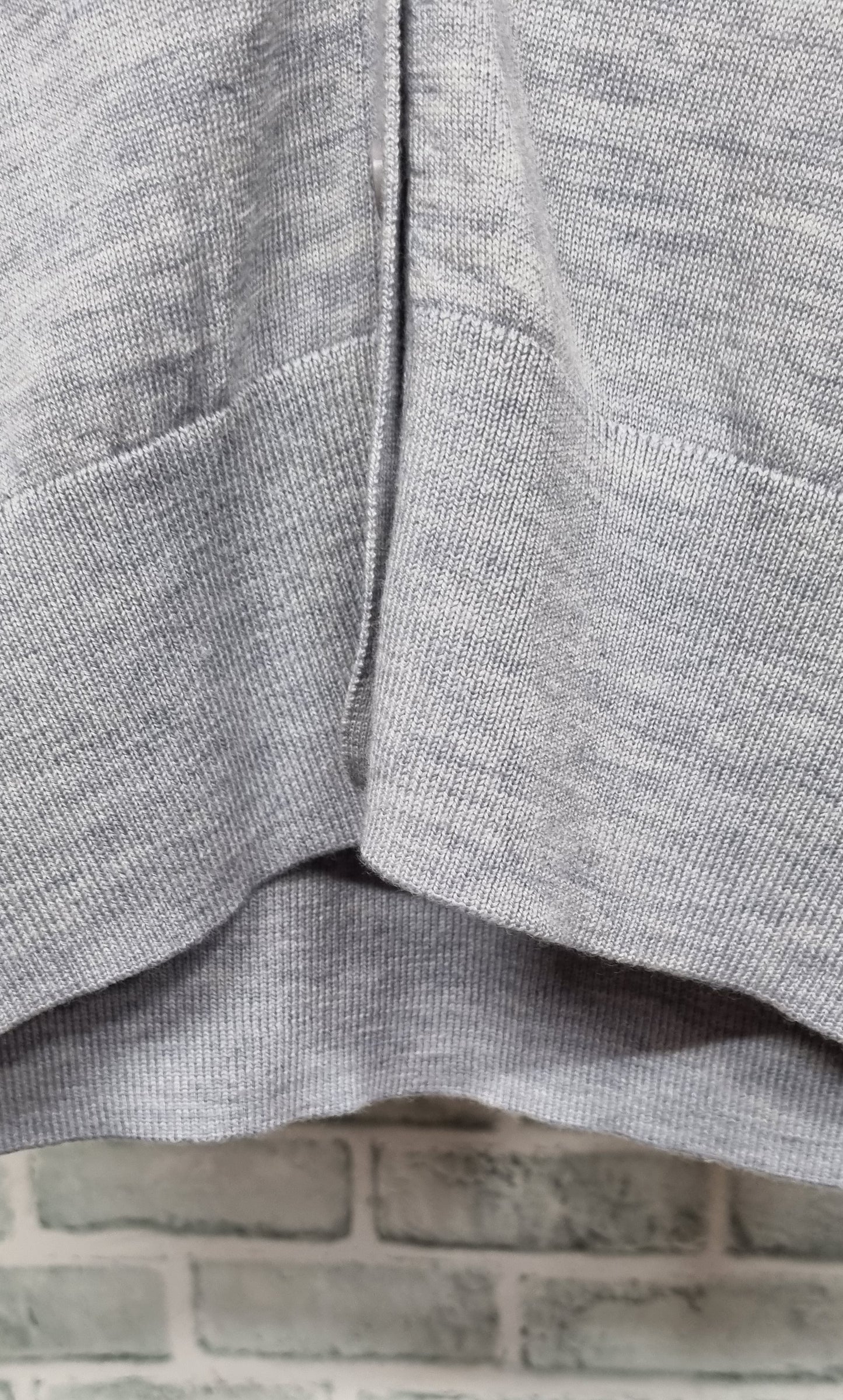 Ted Baker Gray V-Neck Cardigan Size 3