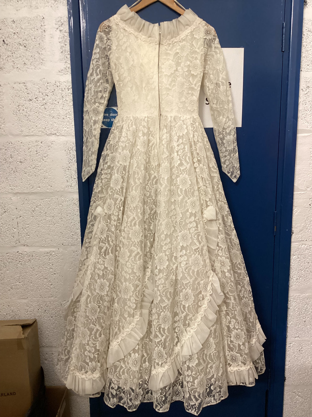 Vintage wedding dress