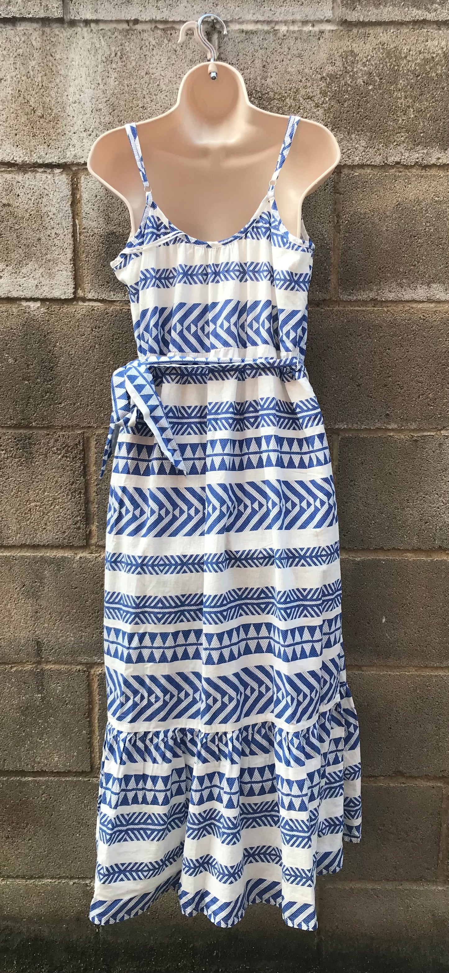 BNWT Blue and White Patterned SIze 14 Maxi Dress By Nutmeg