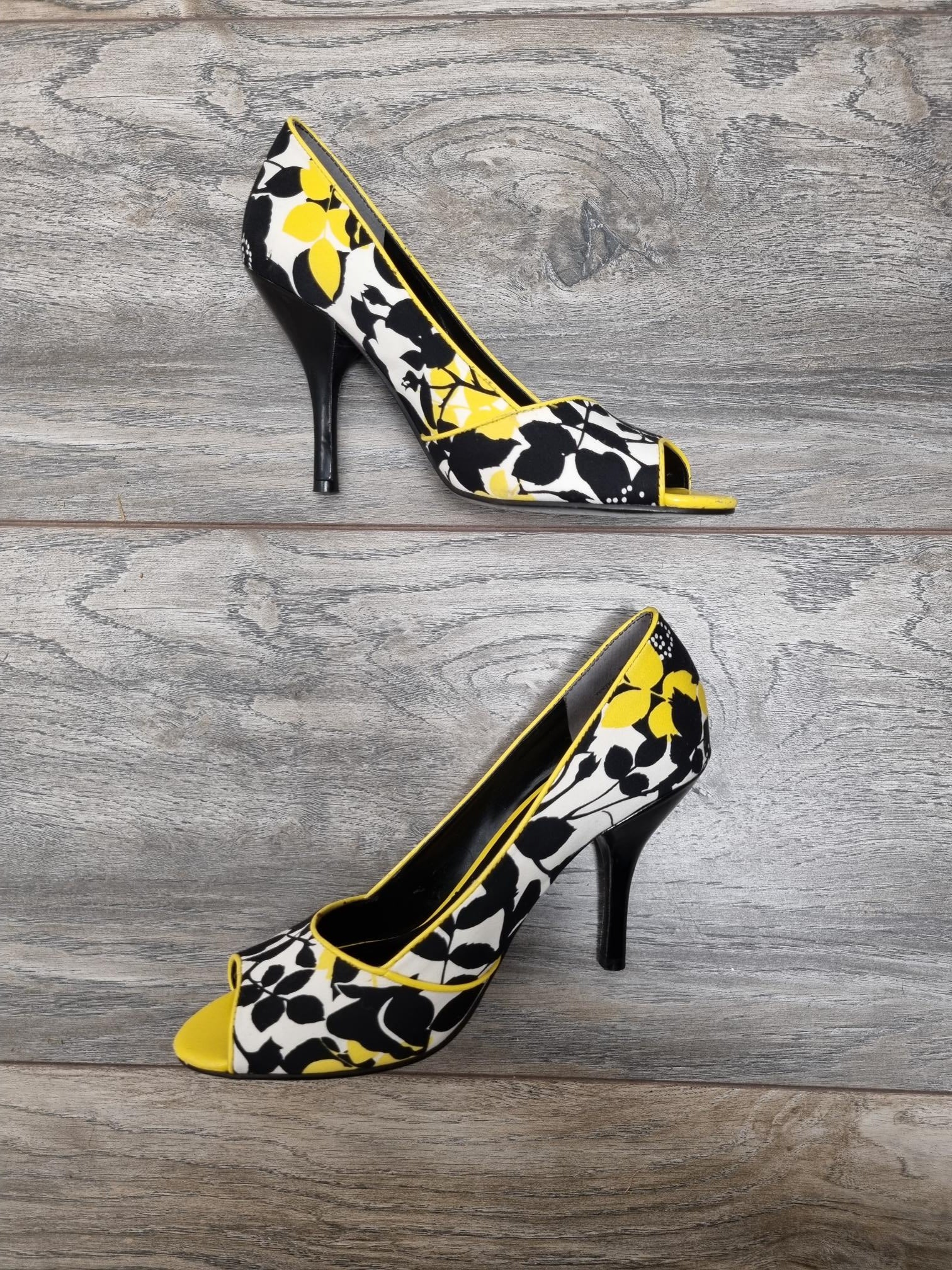 Buy Mochi Plain Yellow Heels online
