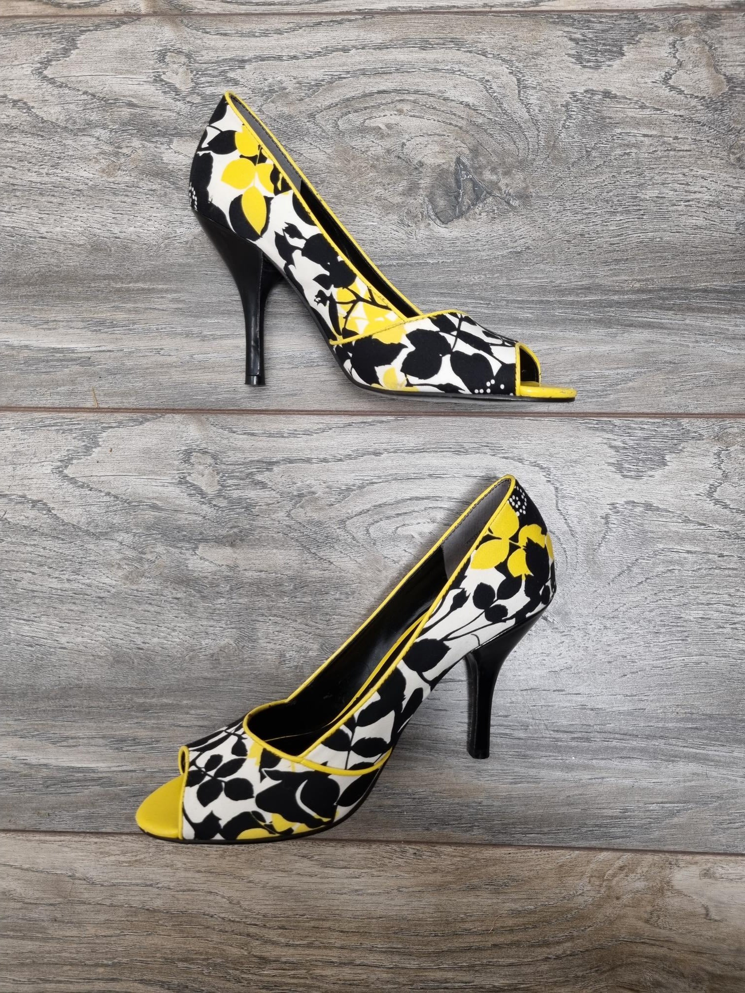 Yellow black hot sale heels