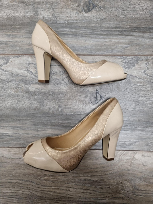 W Cream and Rose Gold Heels Size 6