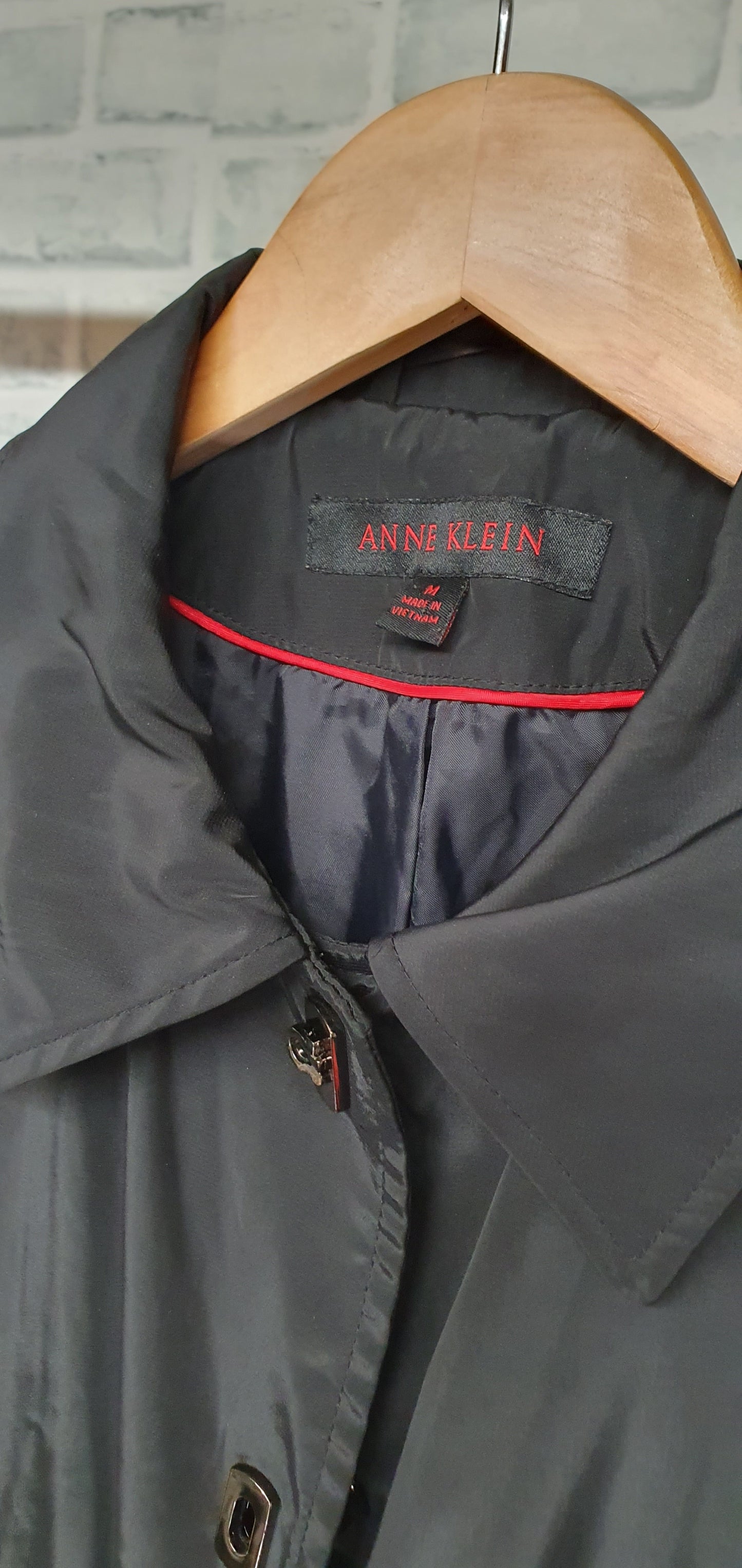 Anne Klein Windbreaker Jacket with Button Detail Size Medium