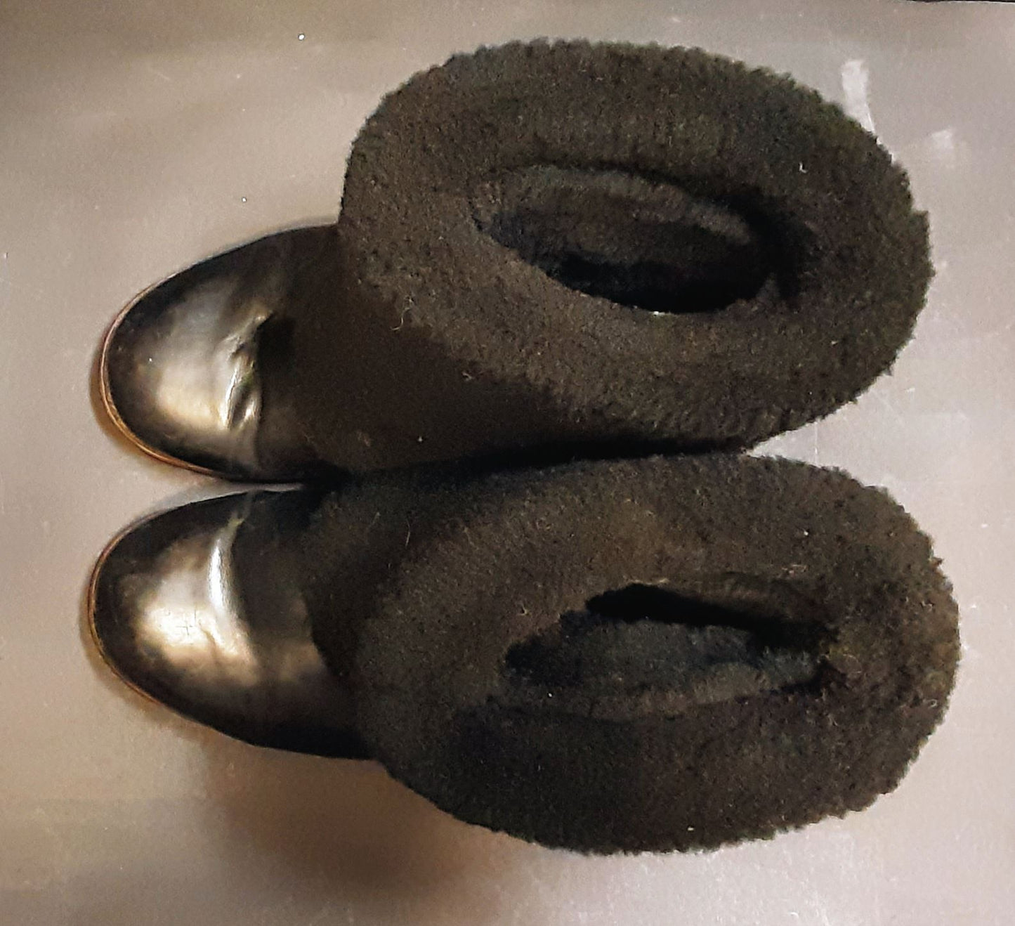 Ugg 1001761 Maylin Black Sheepskin Leather Boots size 6.5
