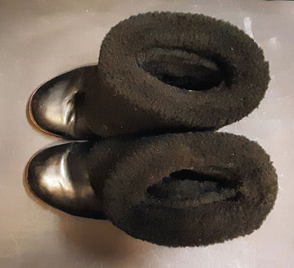 Ugg 1001761 Maylin Black Sheepskin Leather Boots size 6.5