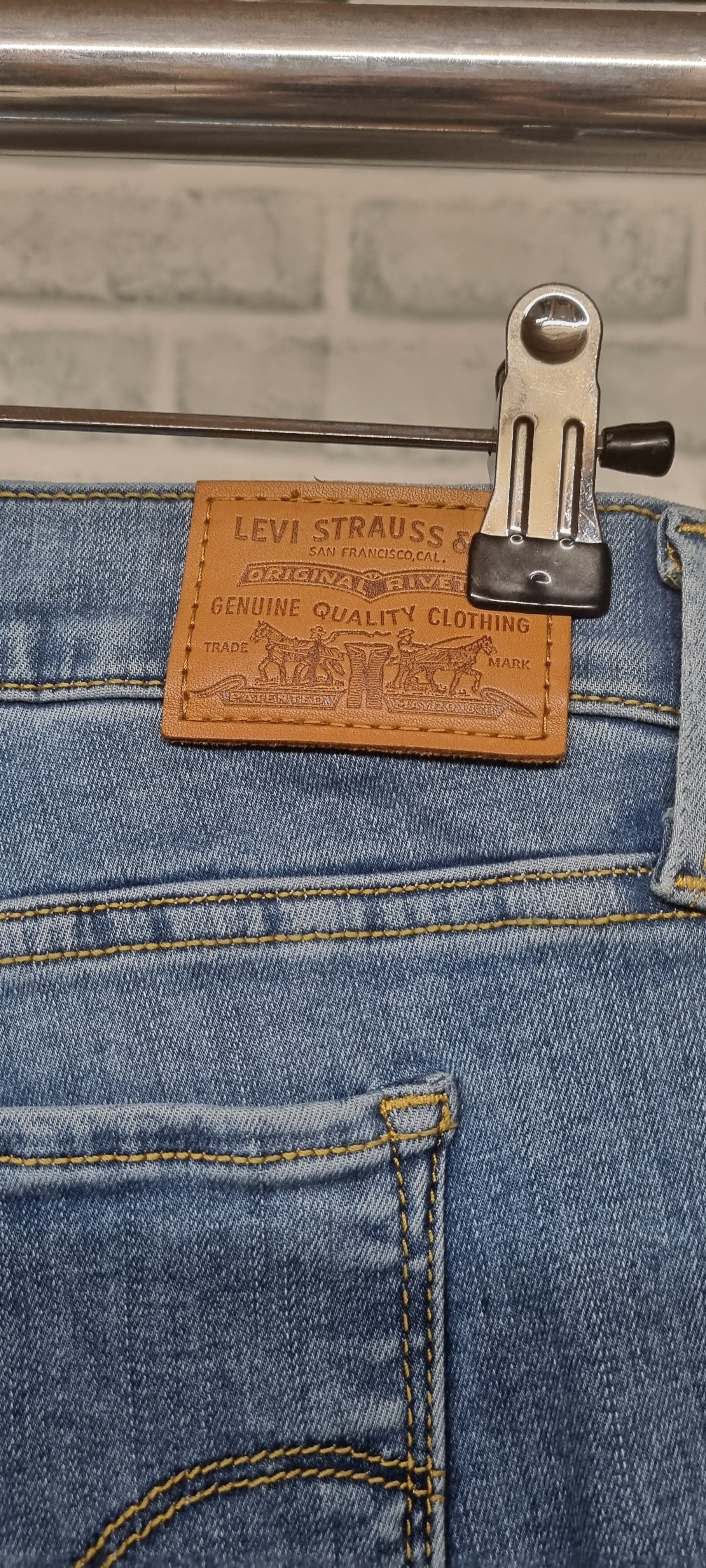 Levis 34x30 outlet