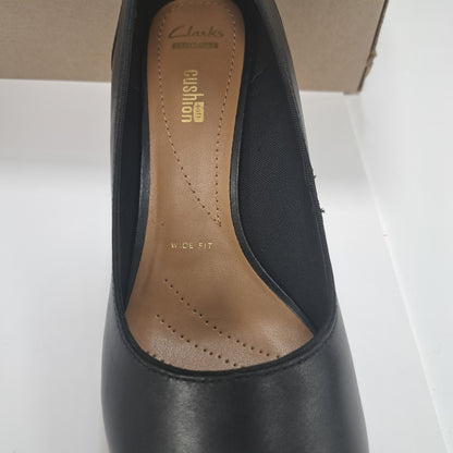 Clarks Ladies Black Leather Shoes Size 7 Uk