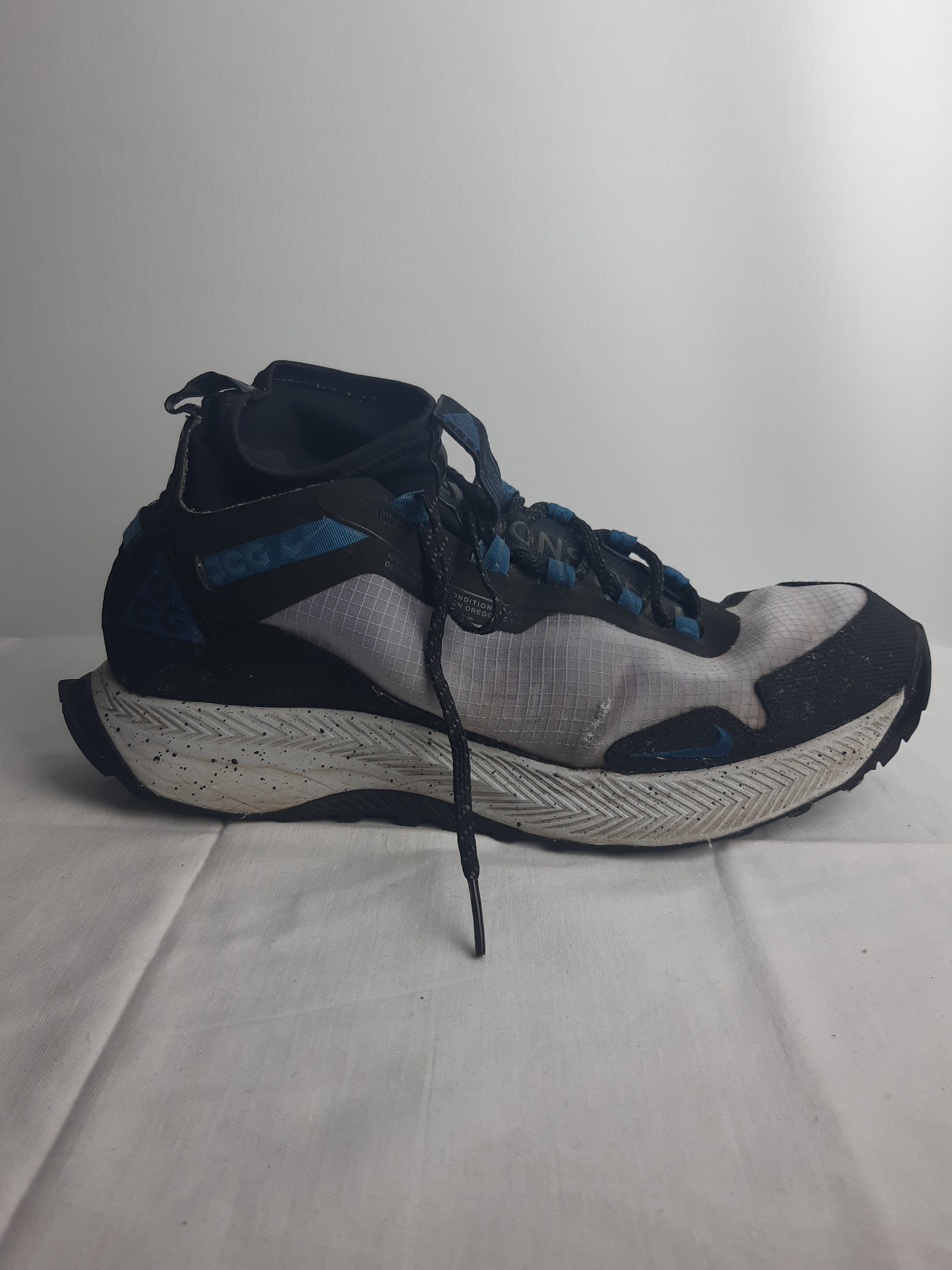 Womens nike shoes size 9 sales