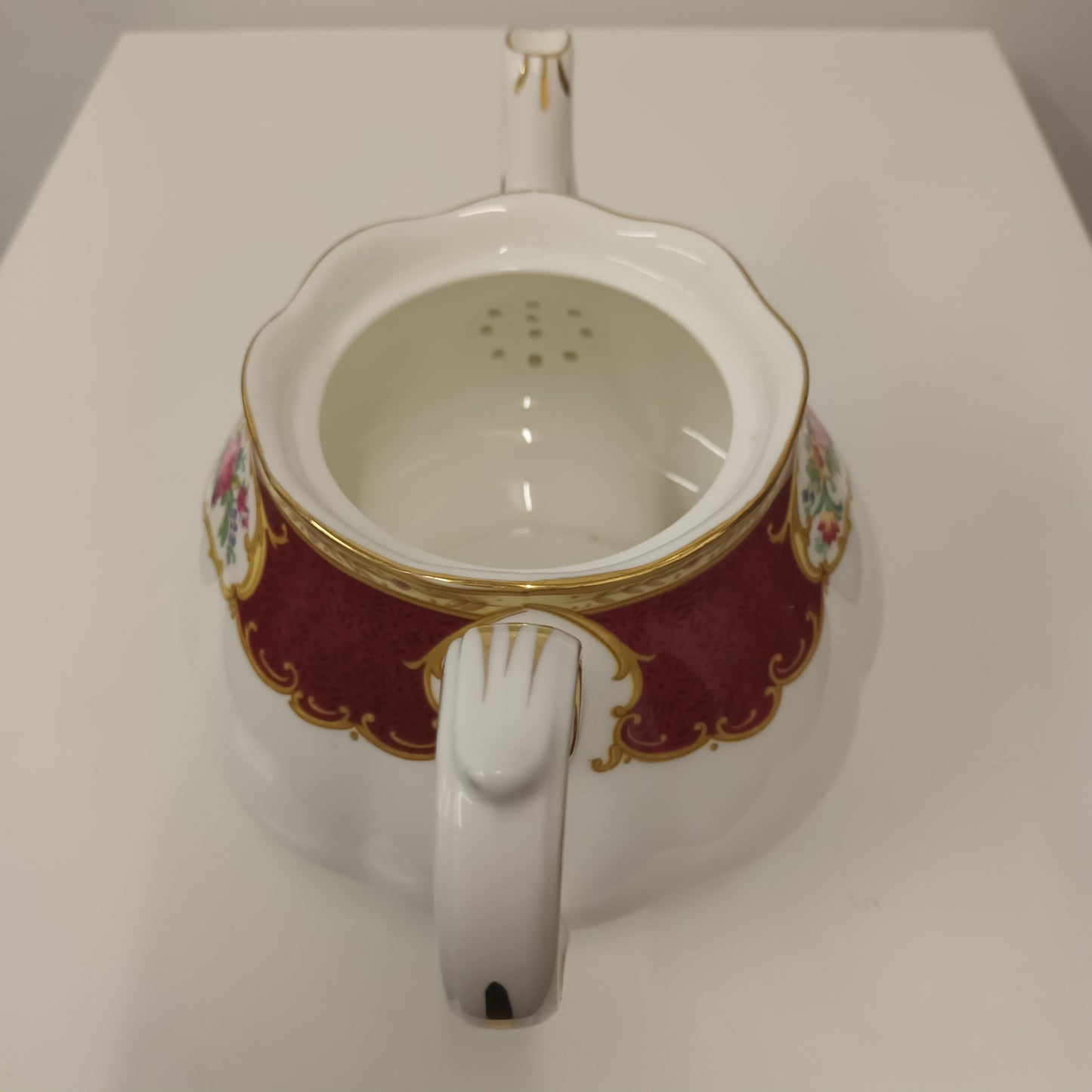 Royal Albert Lady Hamilton Large Teapot