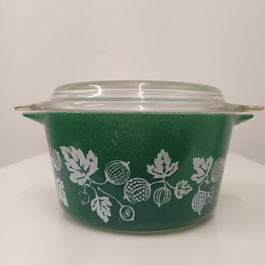 Vintage Pyrex Green Gooseberry Pouring Bowl With Lid
