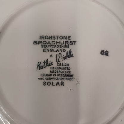 Vintage Kathie Winkle Broadhurst 9" Solar Pattern Bowl